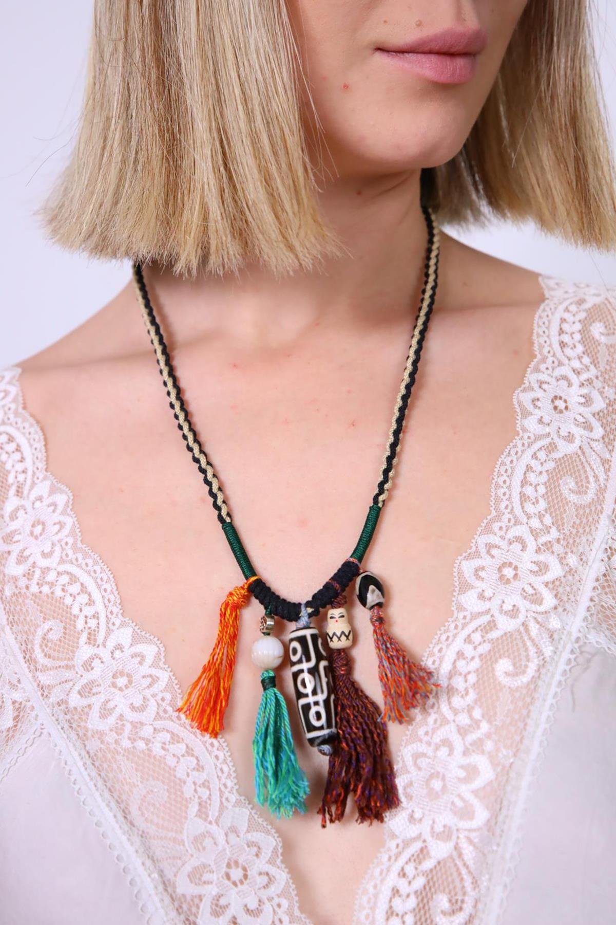 Püskül Detaylı El Yapımı Uzun Örgü İp Kolye - Şaman Butik Püskül Detaylı El Yapımı Uzun Örgü İp Kolye