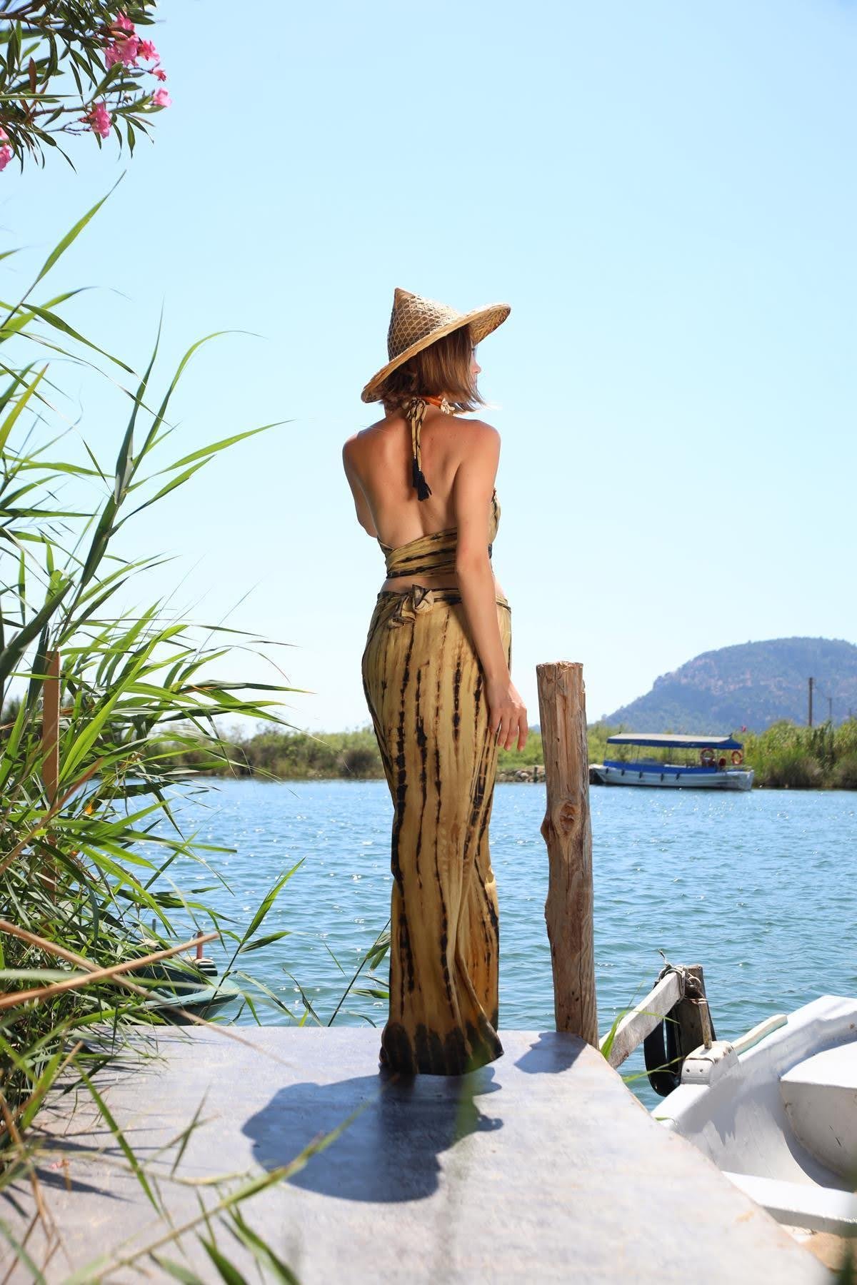  Bej Desenli İpek Pareo Takım