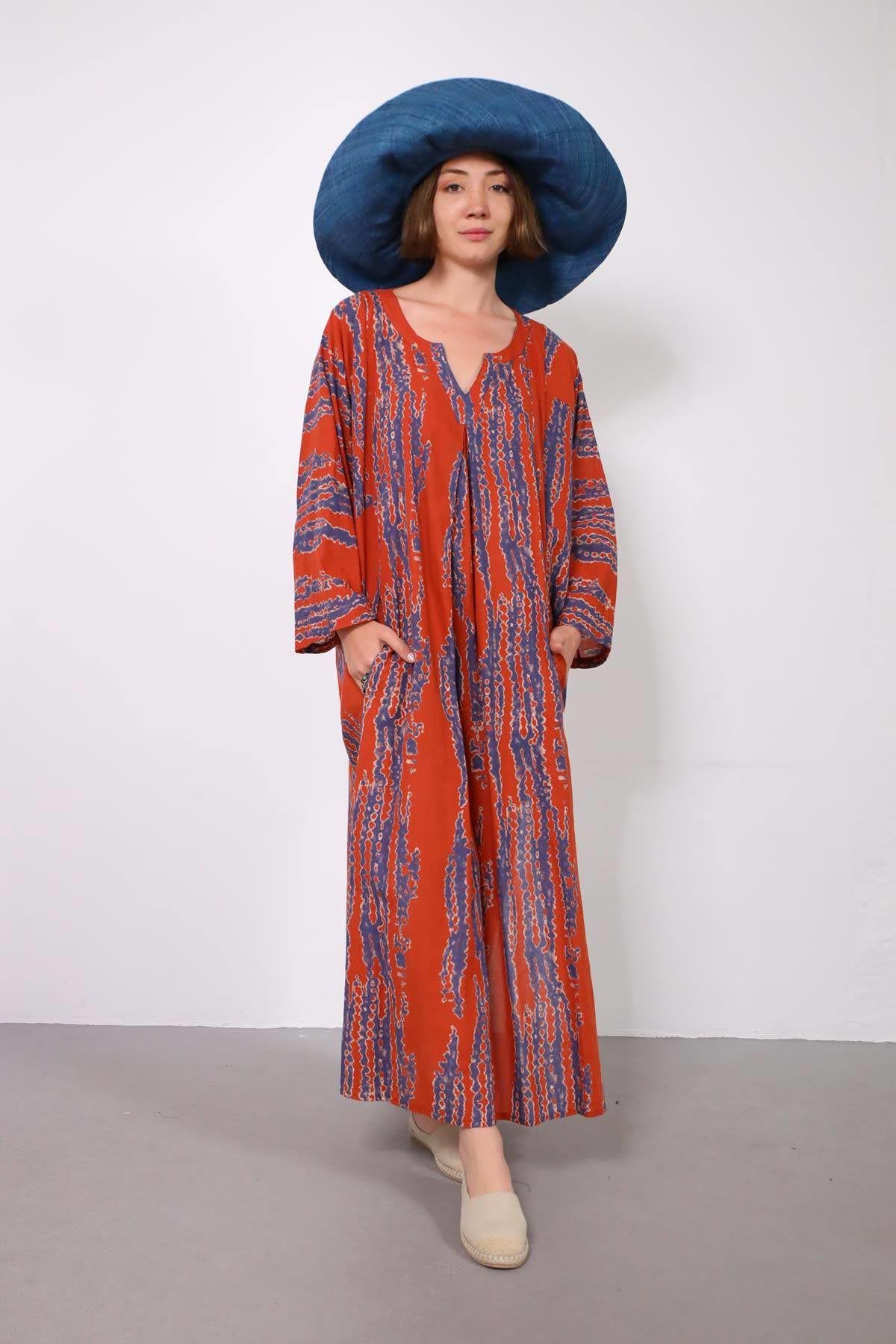 Kiremit Rengi Kesik Yaka Önü Pileli Yırtmaçlı Elbise - Şaman Butik Kiremit Rengi Kesik Yaka Önü Pileli Yırtmaçlı Elbise