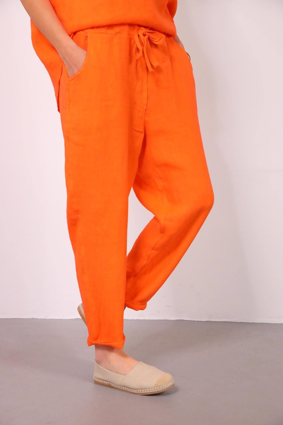  Turuncu Dikişli Sıfır Kol Bluz ve Pantolon Keten Takım