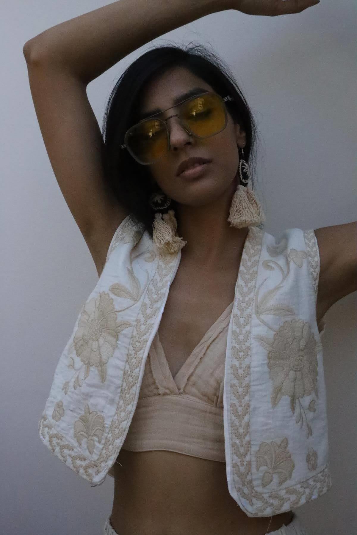 Ekru Nakış İşlemeli Yelek - Şaman Butik Ekru Nakış İşlemeli Yelek