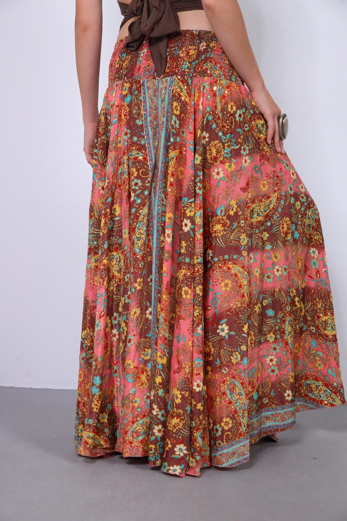 Yavruağzı Beli Gipeli Nakışlı İpek Pantolon Etek - Şaman Butik Yavruağzı Beli Gipeli Nakışlı İpek Pantolon Etek