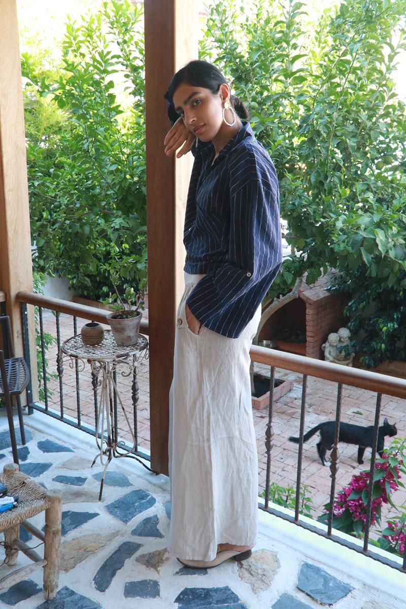  Lacivert Çizgili Keten Crop Gömlek