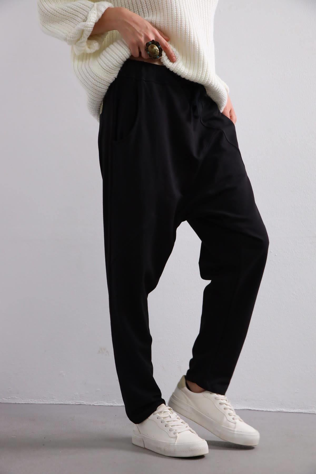 Siyah Önü Dikişli Pantolon - Şaman Butik - Bohem Giyim ve Aksesuar | Kadın & Erkek Siyah Önü Dikişli Pantolon