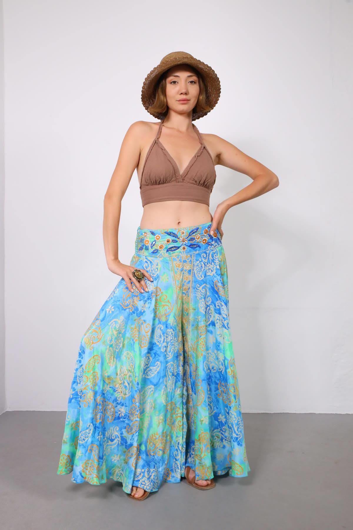 Turkuaz Beli Gipeli Nakışlı İpek Pantolon Etek - Şaman Butik Turkuaz Beli Gipeli Nakışlı İpek Pantolon Etek