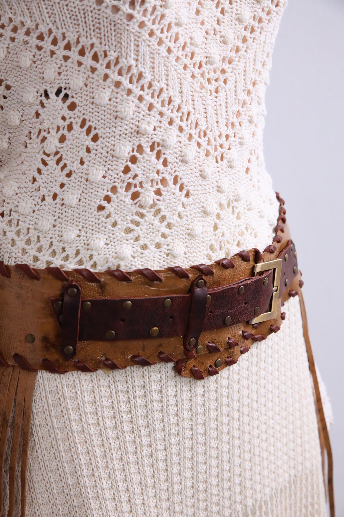 Kahverengi Püsküllü Deri Kemer - Şaman Butik Kahverengi Püsküllü Deri Kemer