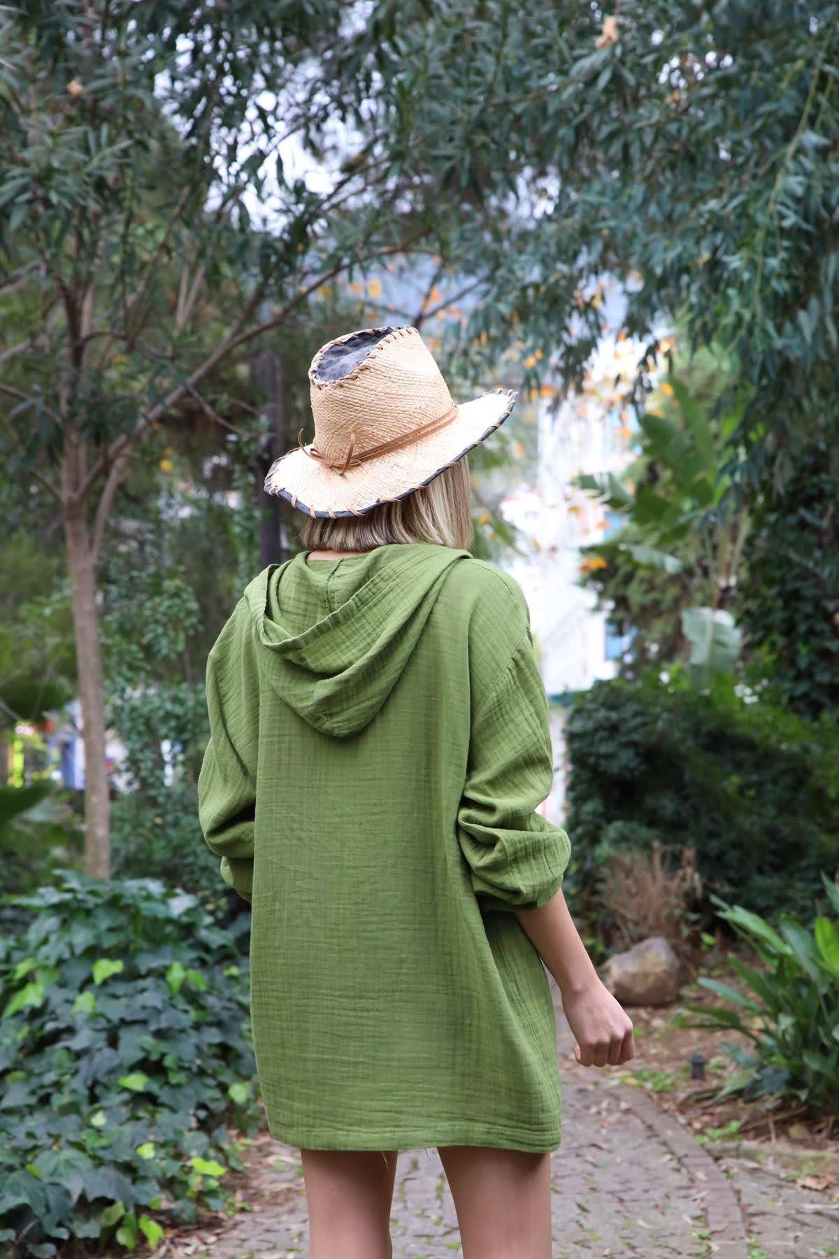  Yeşil Kapüşonlu Müslin Gömlek