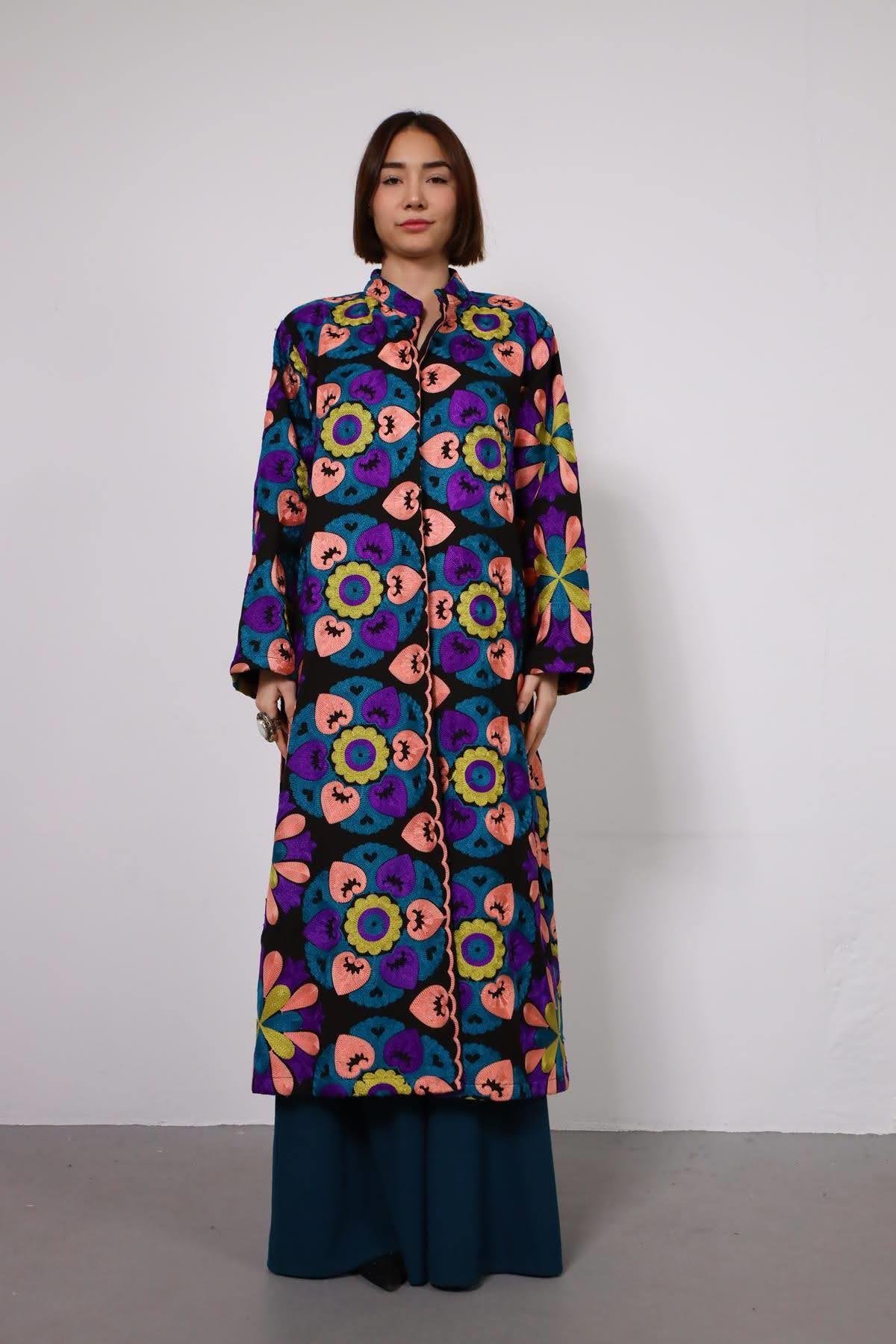 Siyah Kuşaklı Suzani Kaftan - Şaman Butik Siyah Kuşaklı Suzani Kaftan