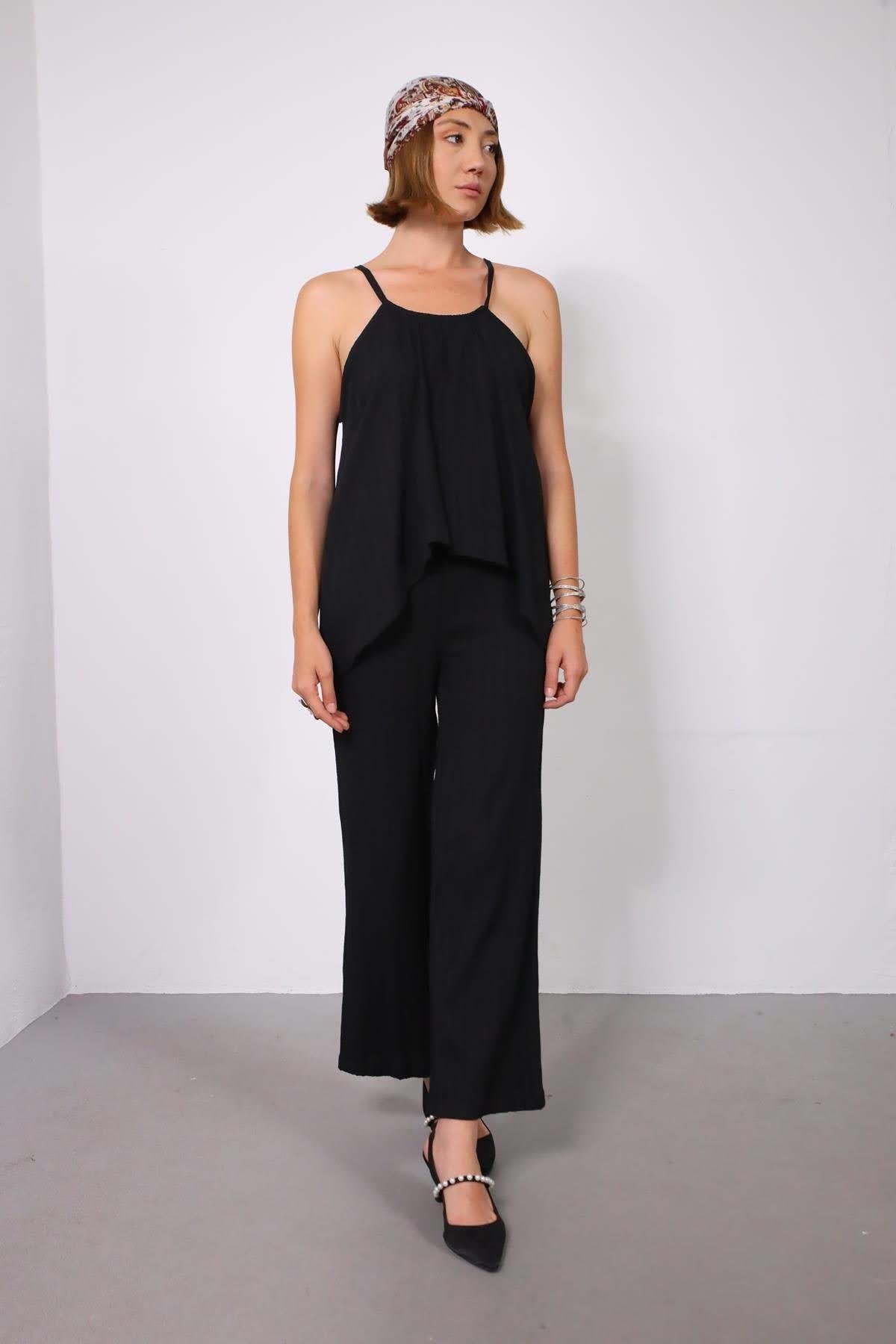  Siyah Boyundan Askılı Bluz ve Pantolon Gofre Takım