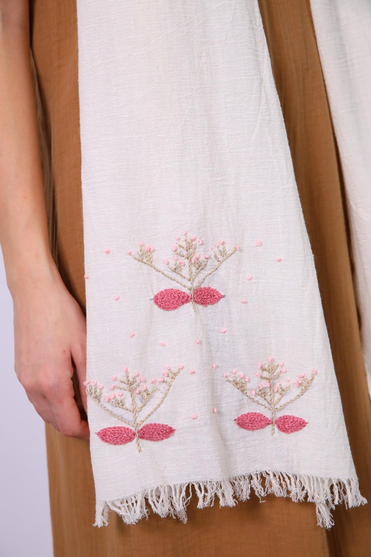 Ekru Çiçek Desenli Şile Rococo Fular - Şaman Butik Ekru Çiçek Desenli Şile Rococo Fular