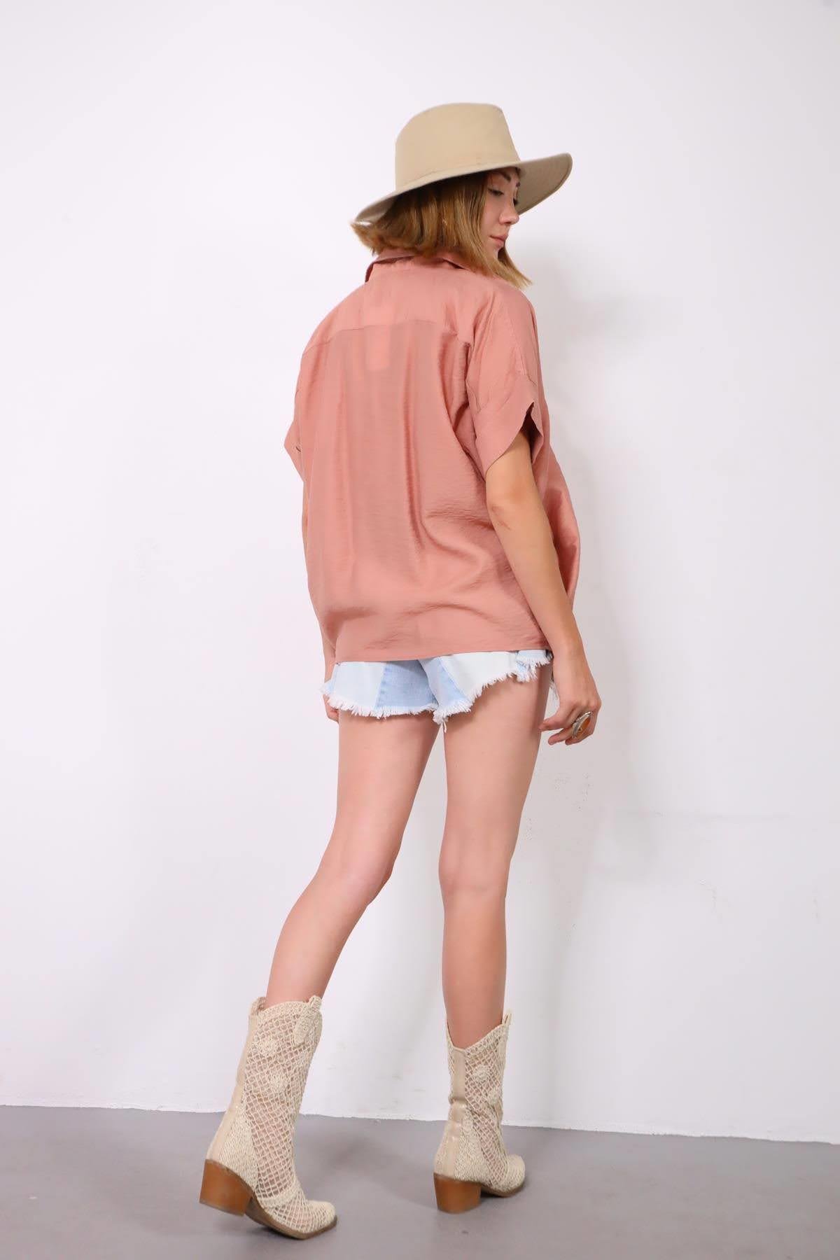 Gül Kurusu Önü Pileli Yarasa Kol Gömlek Yaka Bluz - Şaman Butik Gül Kurusu Önü Pileli Yarasa Kol Gömlek Yaka Bluz