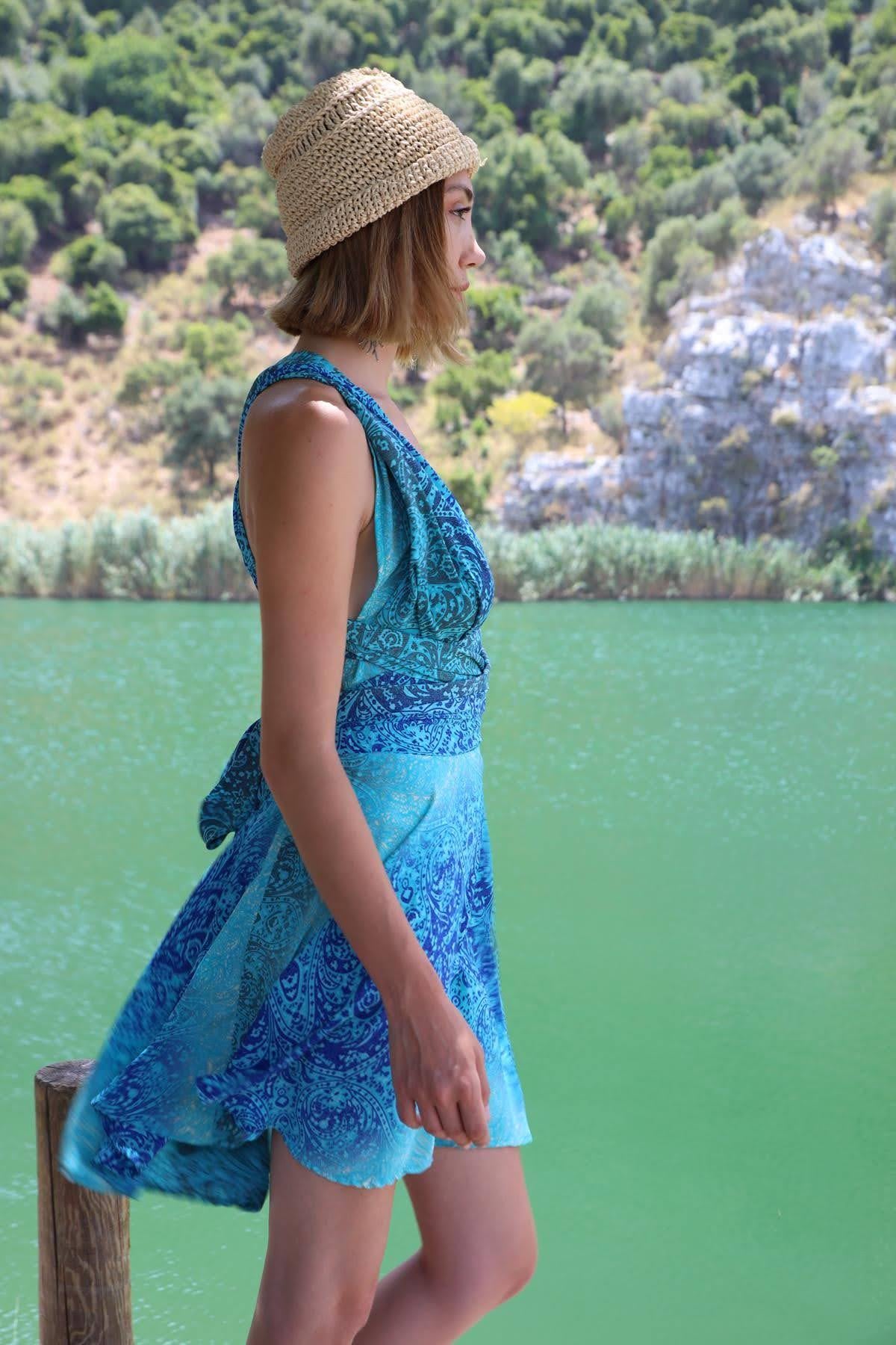 Turkuaz Boyundan Bağlamalı Kısa İpek Elbise - Şaman Butik Turkuaz Boyundan Bağlamalı Kısa İpek Elbise