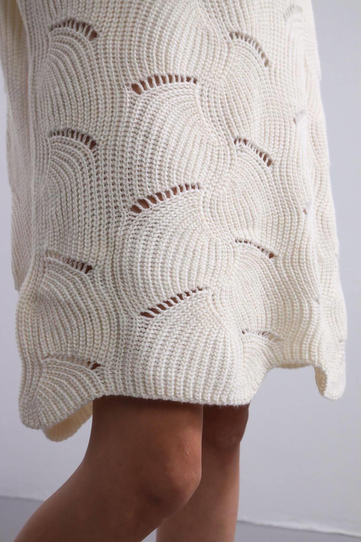 Krem Rengi Bisiklet Yaka Yarasa Kol Kazak - Şaman Butik Krem Rengi Bisiklet Yaka Yarasa Kol Kazak