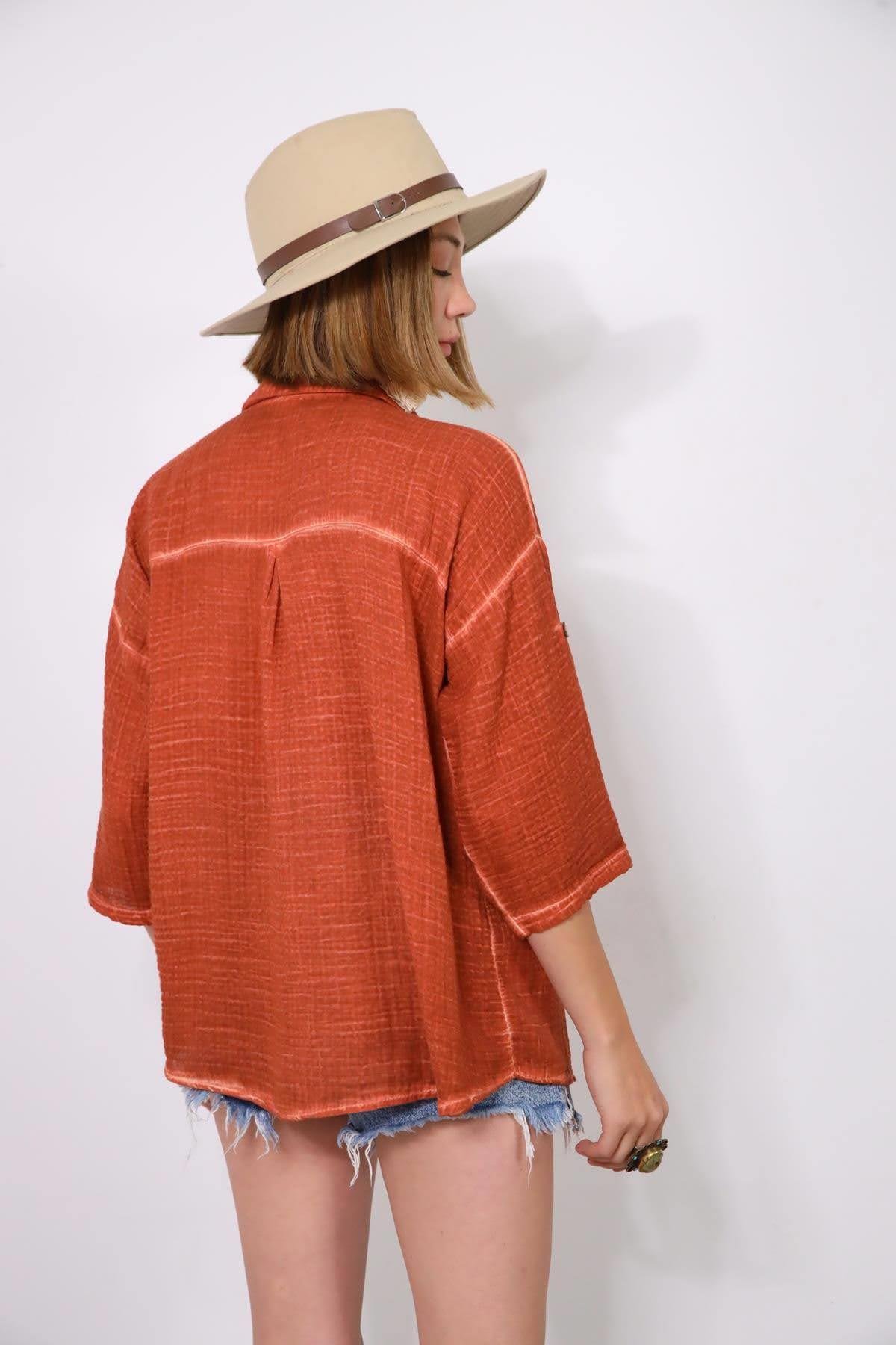  Kiremit Rengi Yağ Yıkama Müslin Tek Düğmeli Gömlek