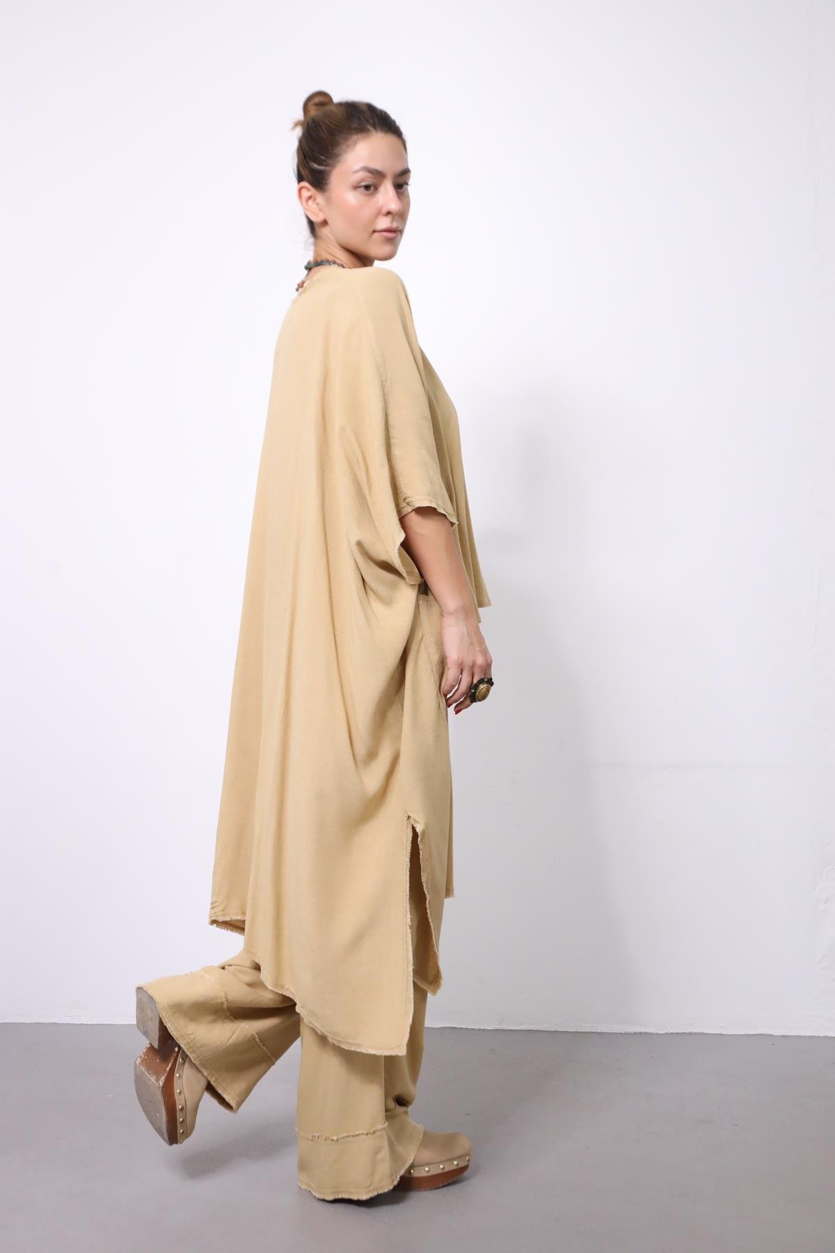  Camel Rengi Püsküllü Salaş Kısa Kollu Kaftan