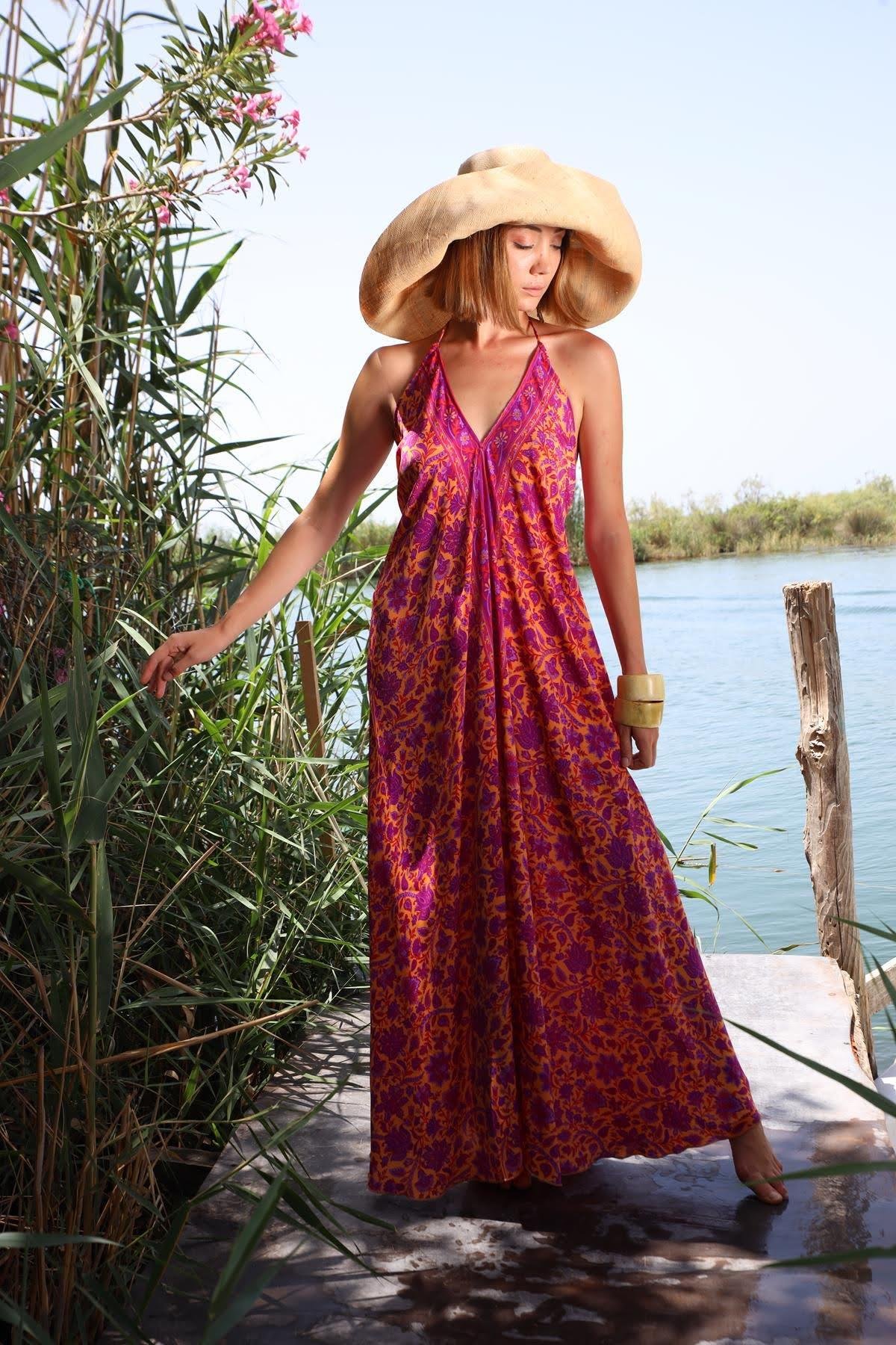 Mango Rengi Önü Arkası V Sırtı Bağcıklı Elbise - Şaman Butik Mango Rengi Önü Arkası V Sırtı Bağcıklı Elbise