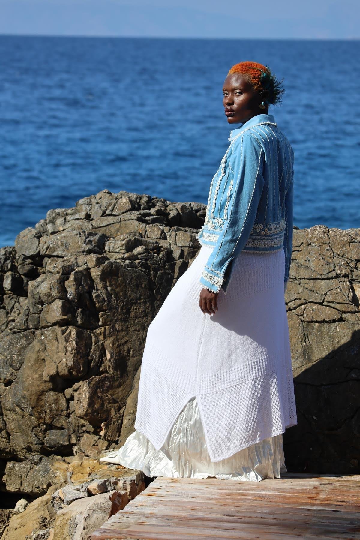 Beyaz File Detay Yırtmaçlı Örme Etek