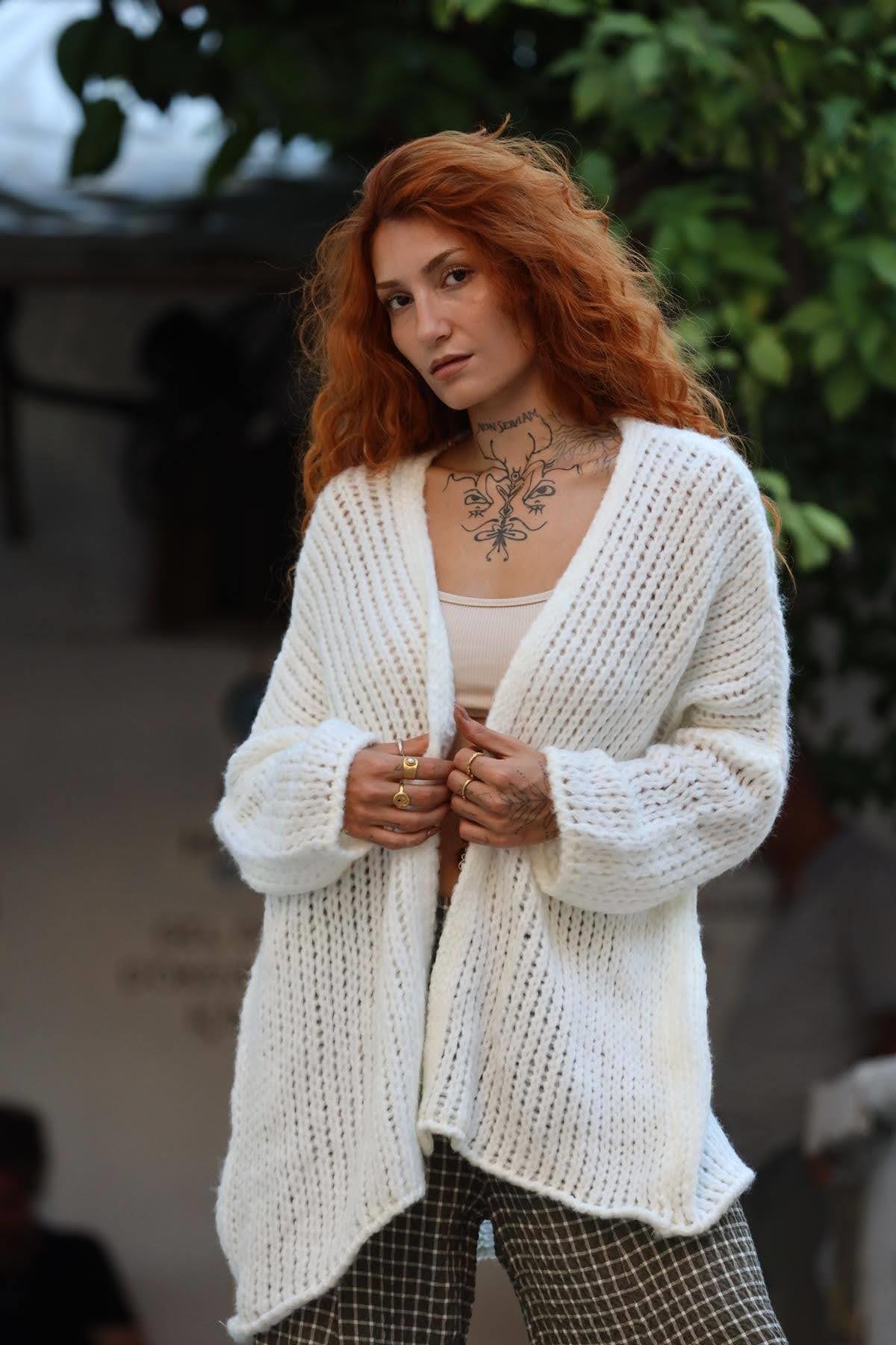 Beyaz Kalın Yün Hırka