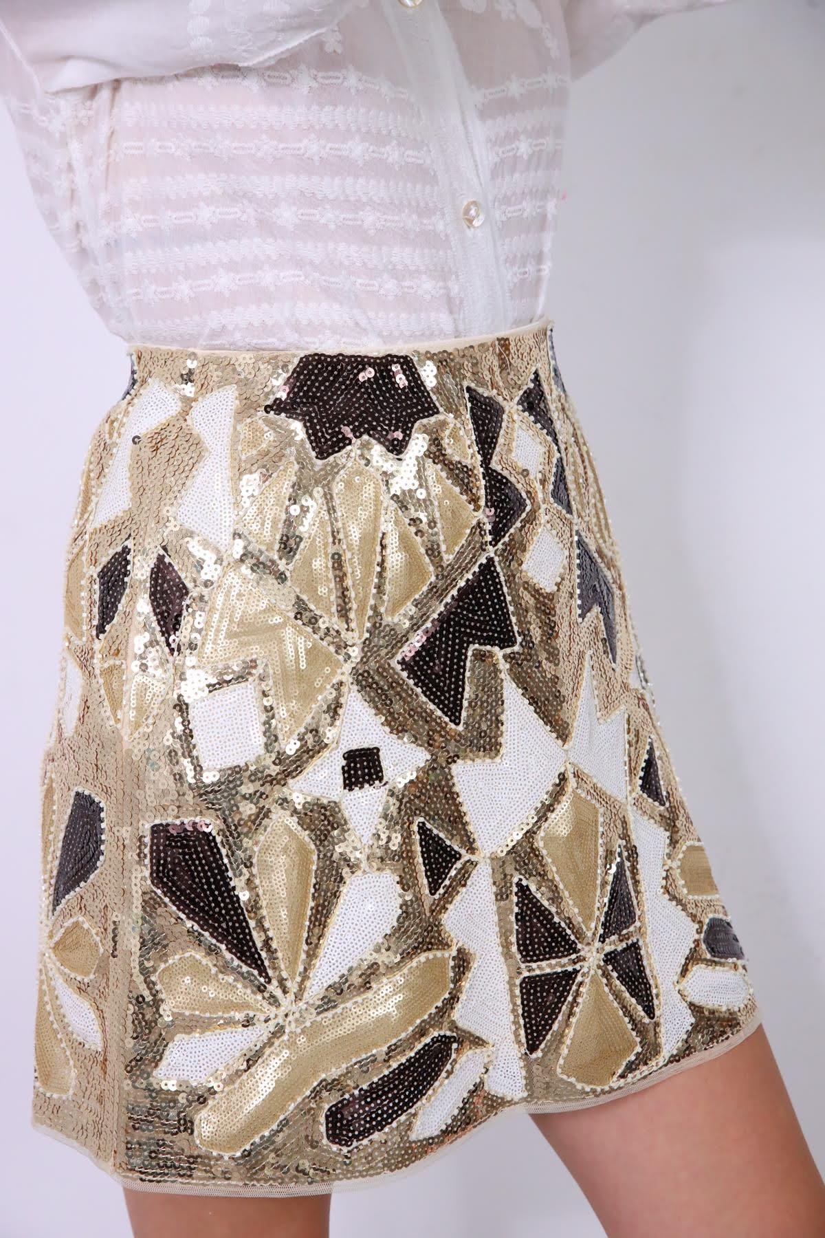 Gold Rengi Asimetrik Desenli Kısa Payet Etek - Şaman Butik Gold Rengi Asimetrik Desenli Kısa Payet Etek