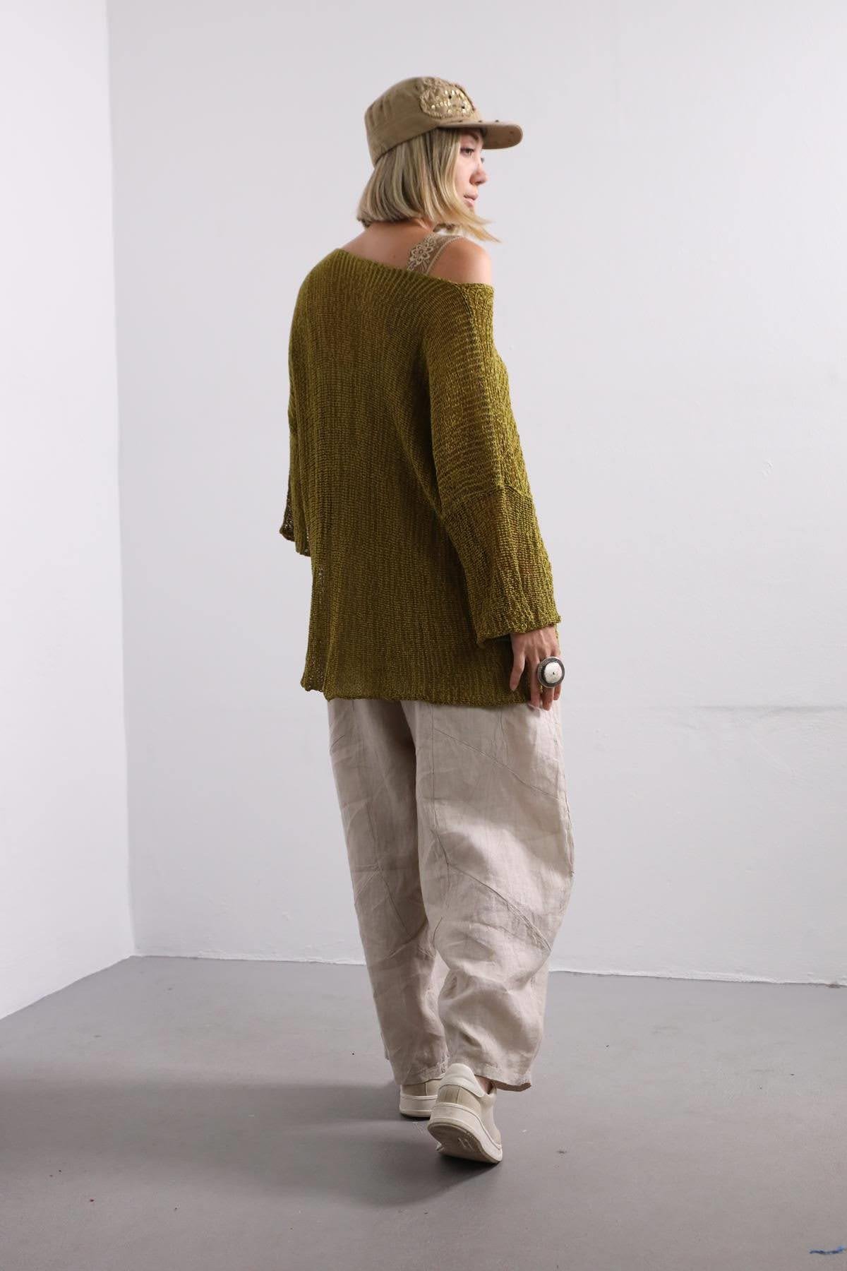 Fıstık Yeşili Yakası Kesik Detay Merserize Bluz - Şaman Butik Fıstık Yeşili Yakası Kesik Detay Merserize Bluz