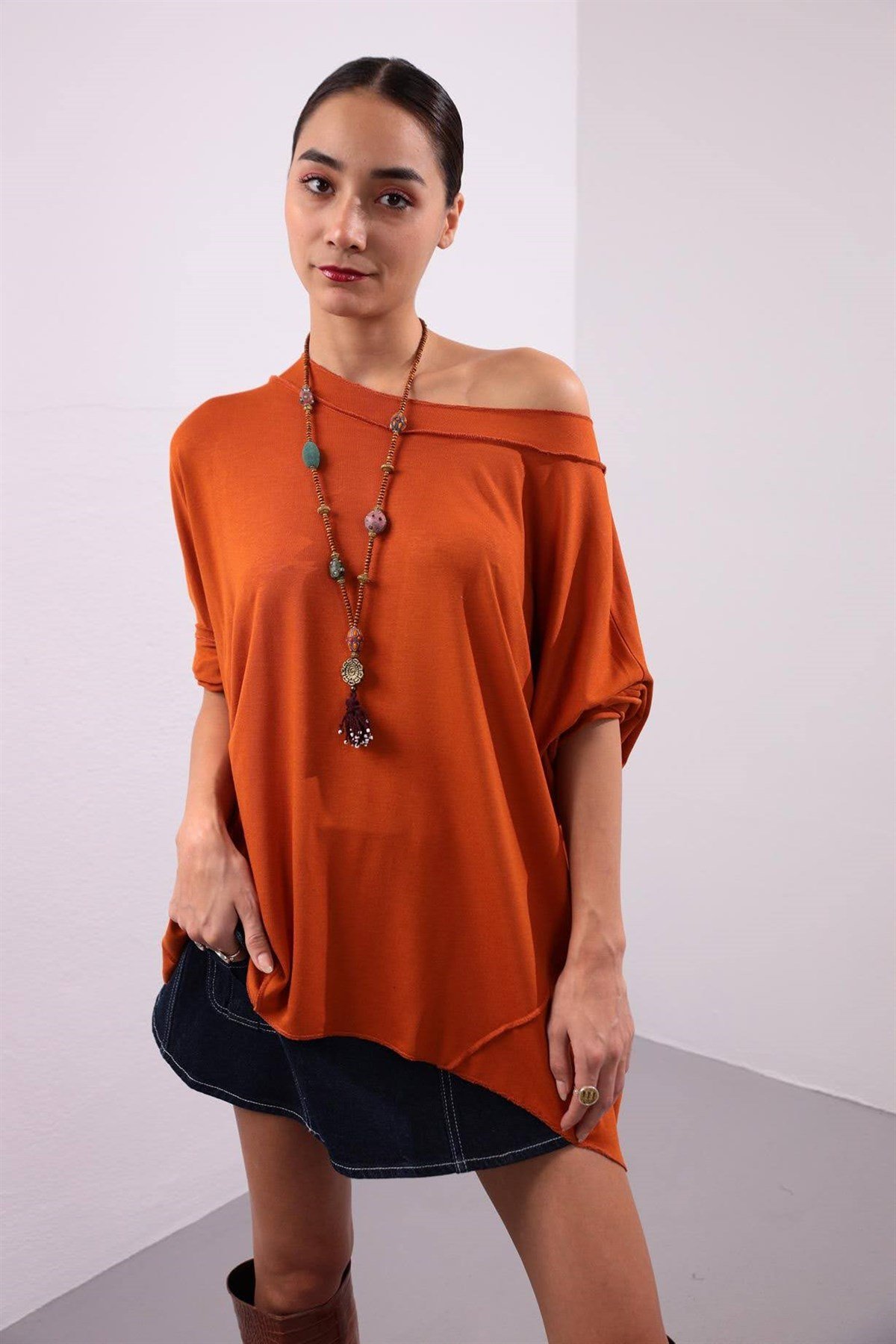 Kiremit Rengi Kayık Yaka Dikişli Bluz - Şaman Butik Kiremit Rengi Kayık Yaka Dikişli Bluz