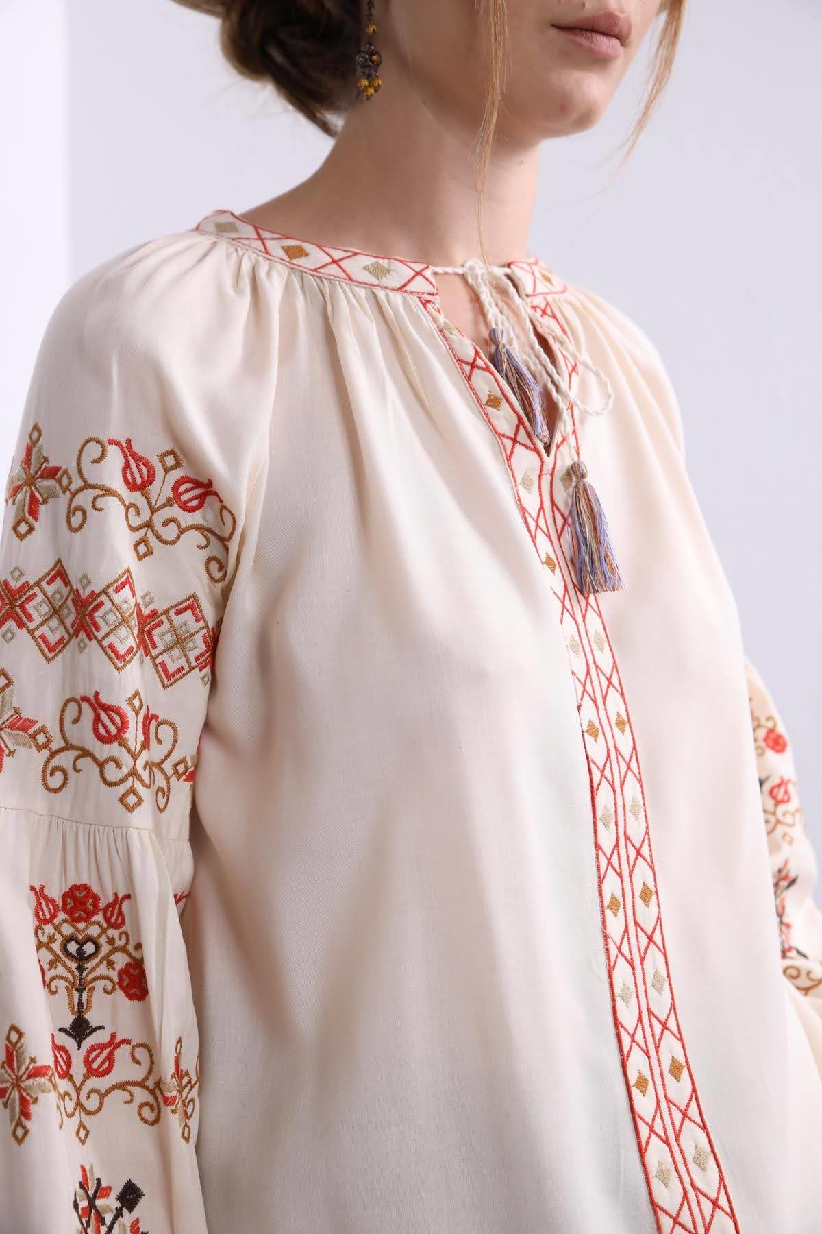 Saman Butik | Shop Online Creme Embroidered Lace Up Collar Blouse