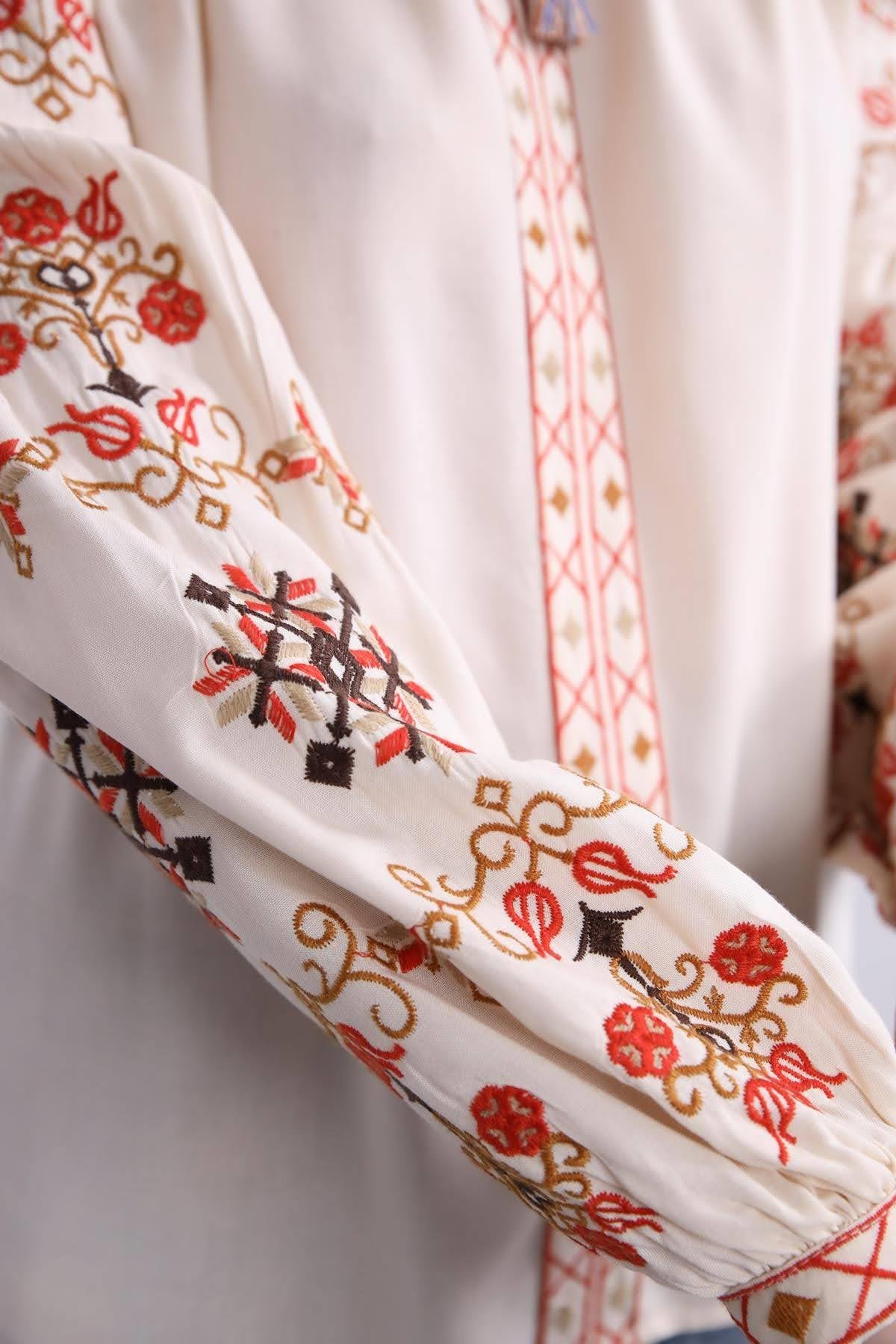 Saman Butik | Shop Online Creme Embroidered Lace Up Collar Blouse