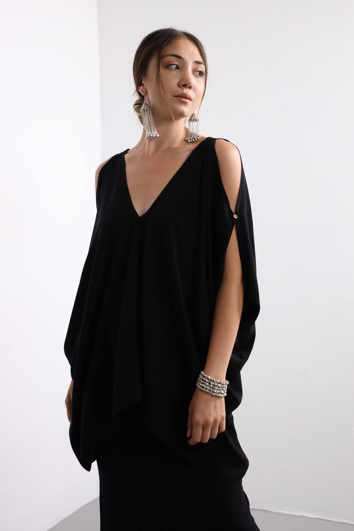 Black Boat Neck Open Shoulder Loose Blouse - Saman Butik | Boho Fashion Black Boat Neck Open Shoulder Loose Blouse