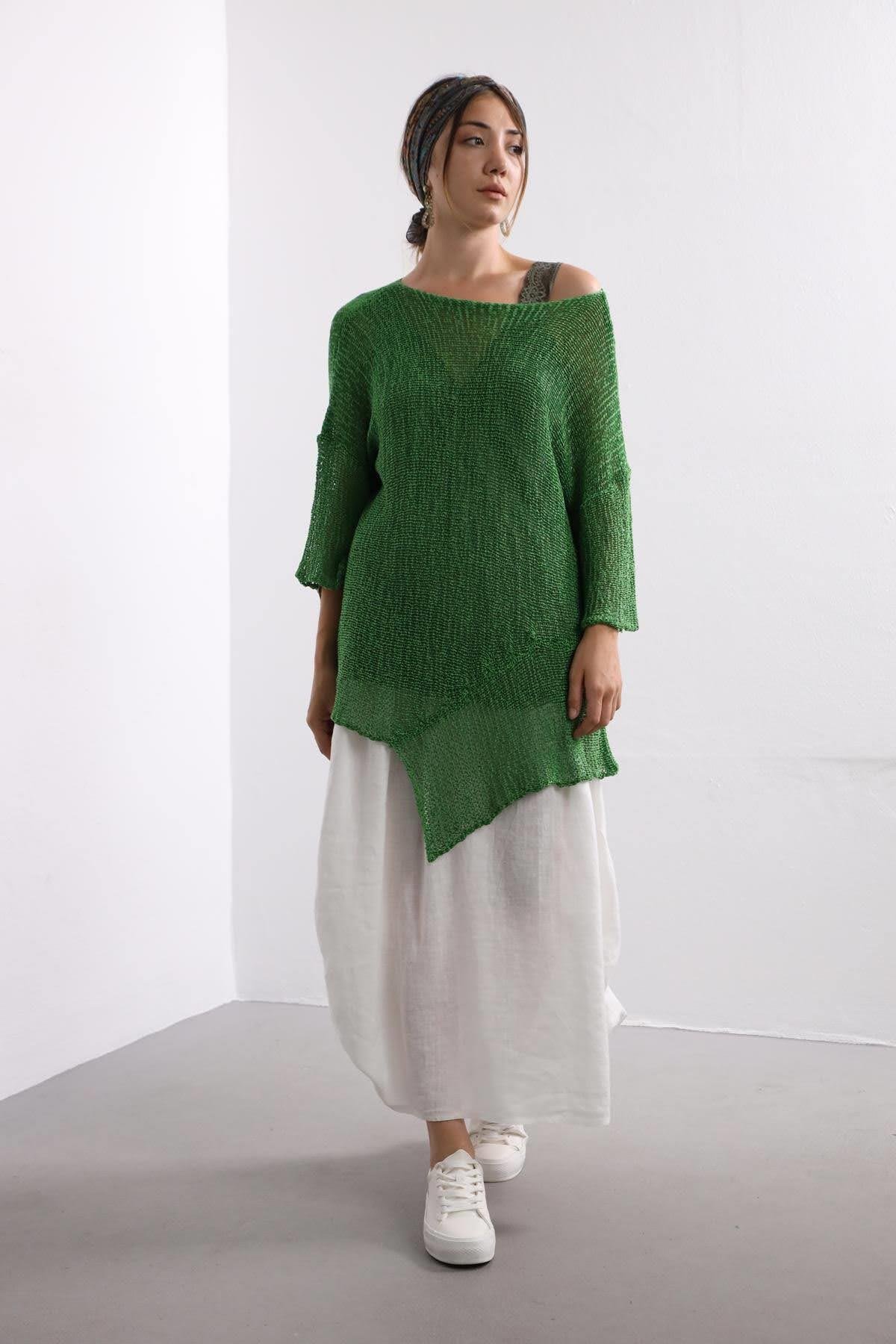 Green Asymmetric Design Mercerized Blouse Green Asymmetric Design Mercerized Blouse