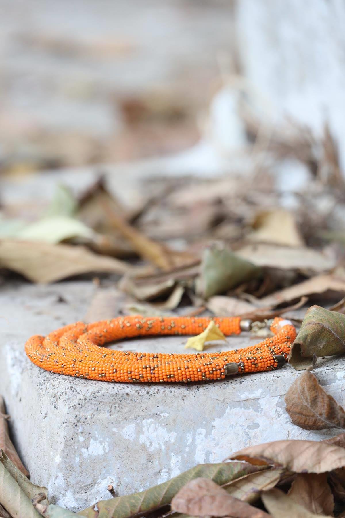 Boncuk Örme Tasarım Kolye