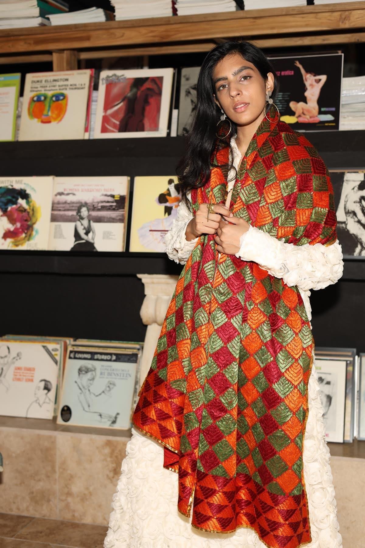 Bordo Baklava Desenli Payet Detaylı Nakışlı Şal