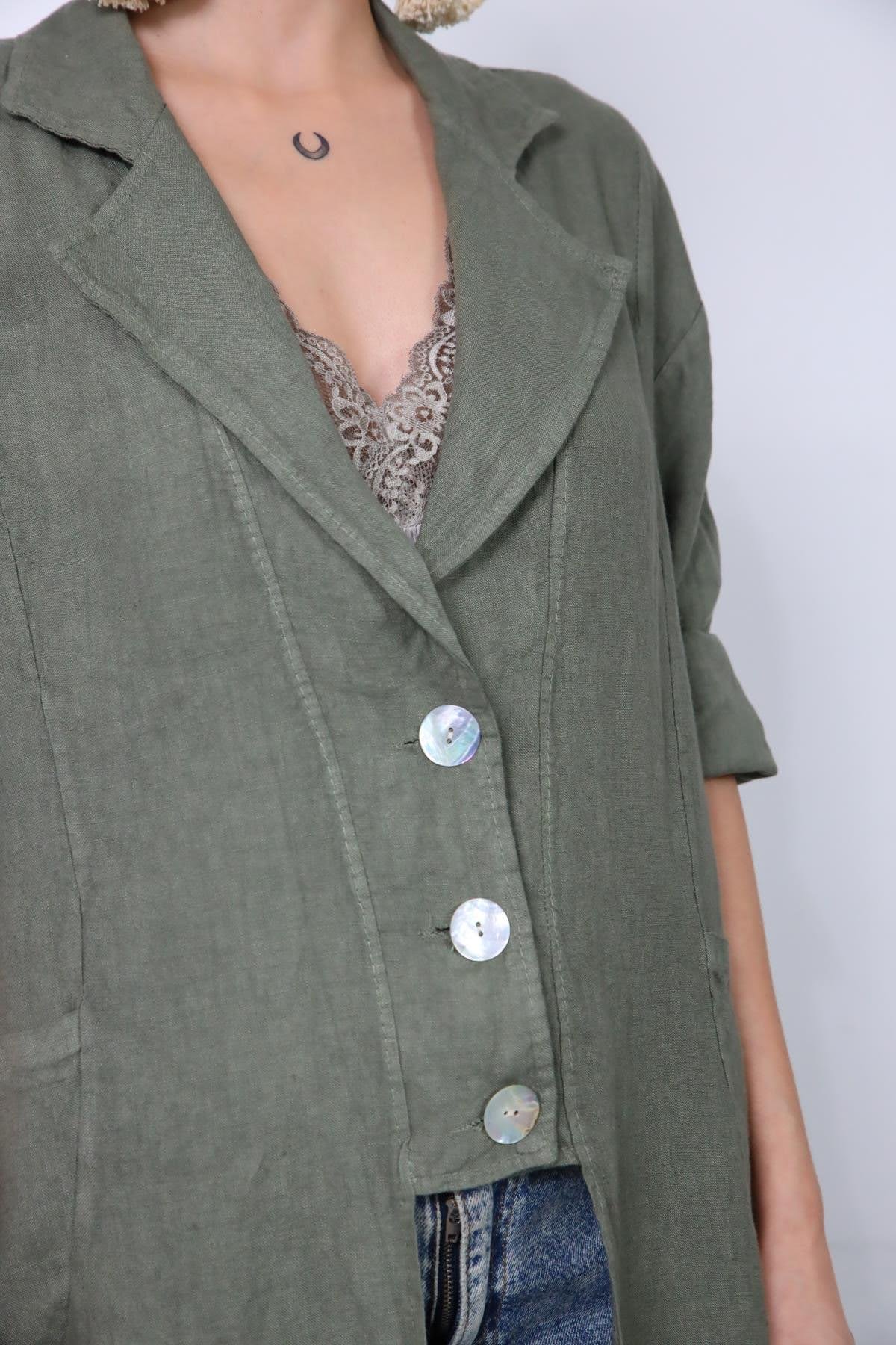 Haki Yakalı Üç Düğmeli Keten Kap - Şaman Butik Haki Yakalı Üç Düğmeli Keten Kap