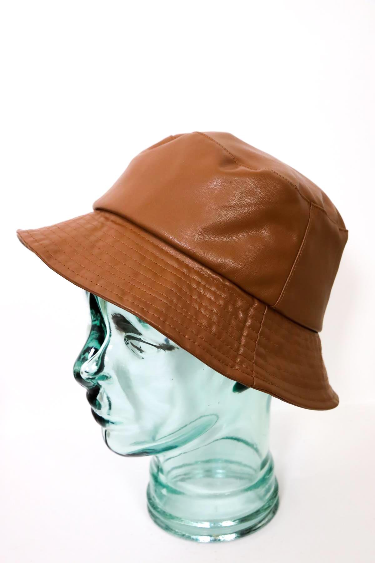  Kahverengi Deri Bucket Şapka