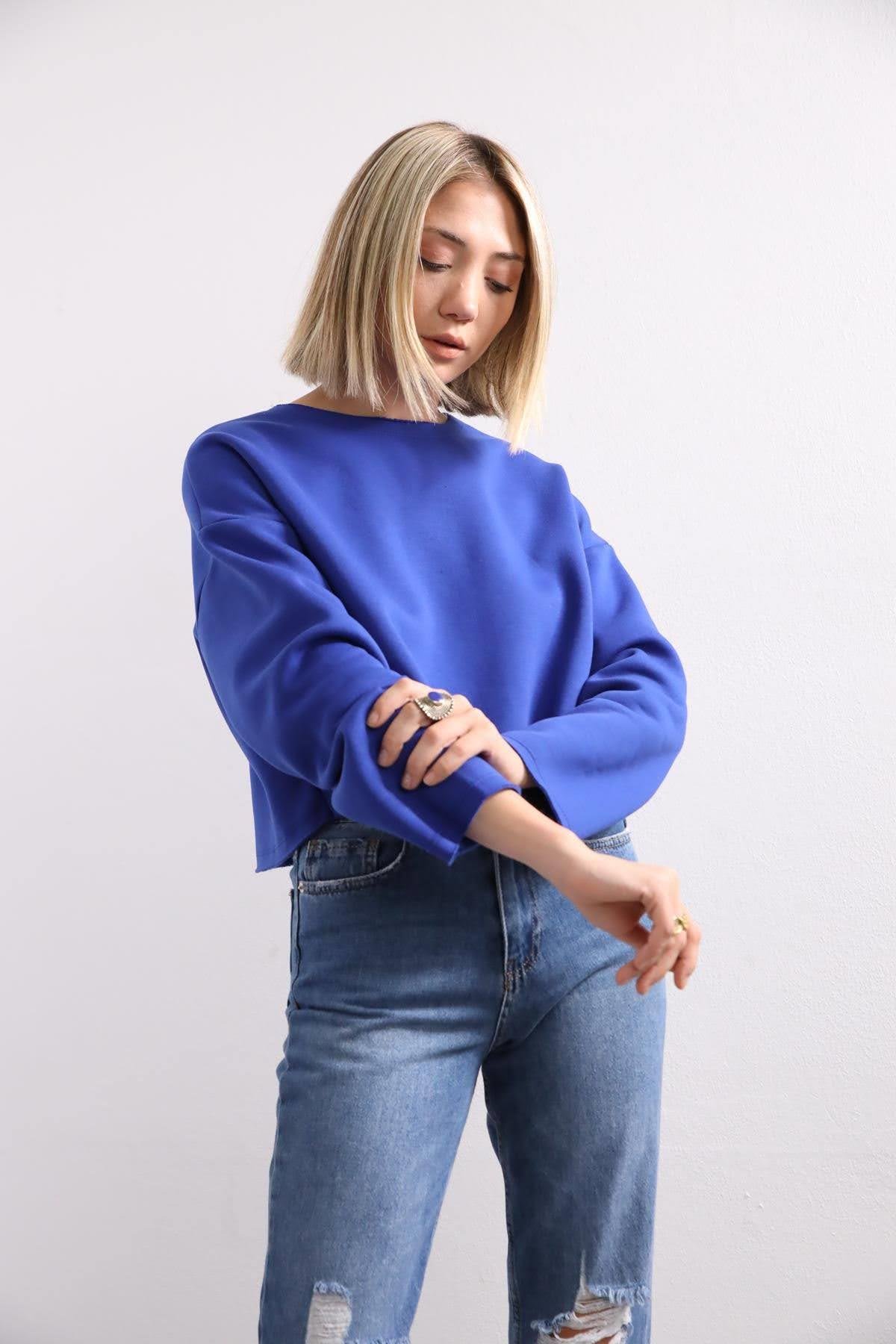  Saks Mavisi Salaş Crop Sweat