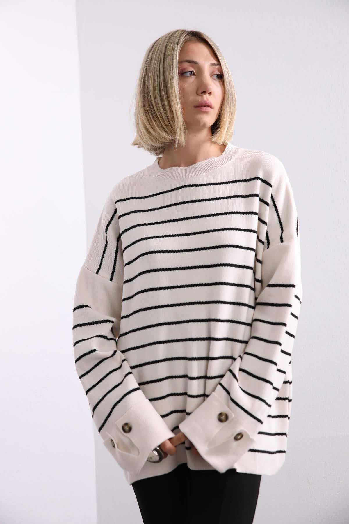  Taş Rengi Çizgili Duble Kol Kazak