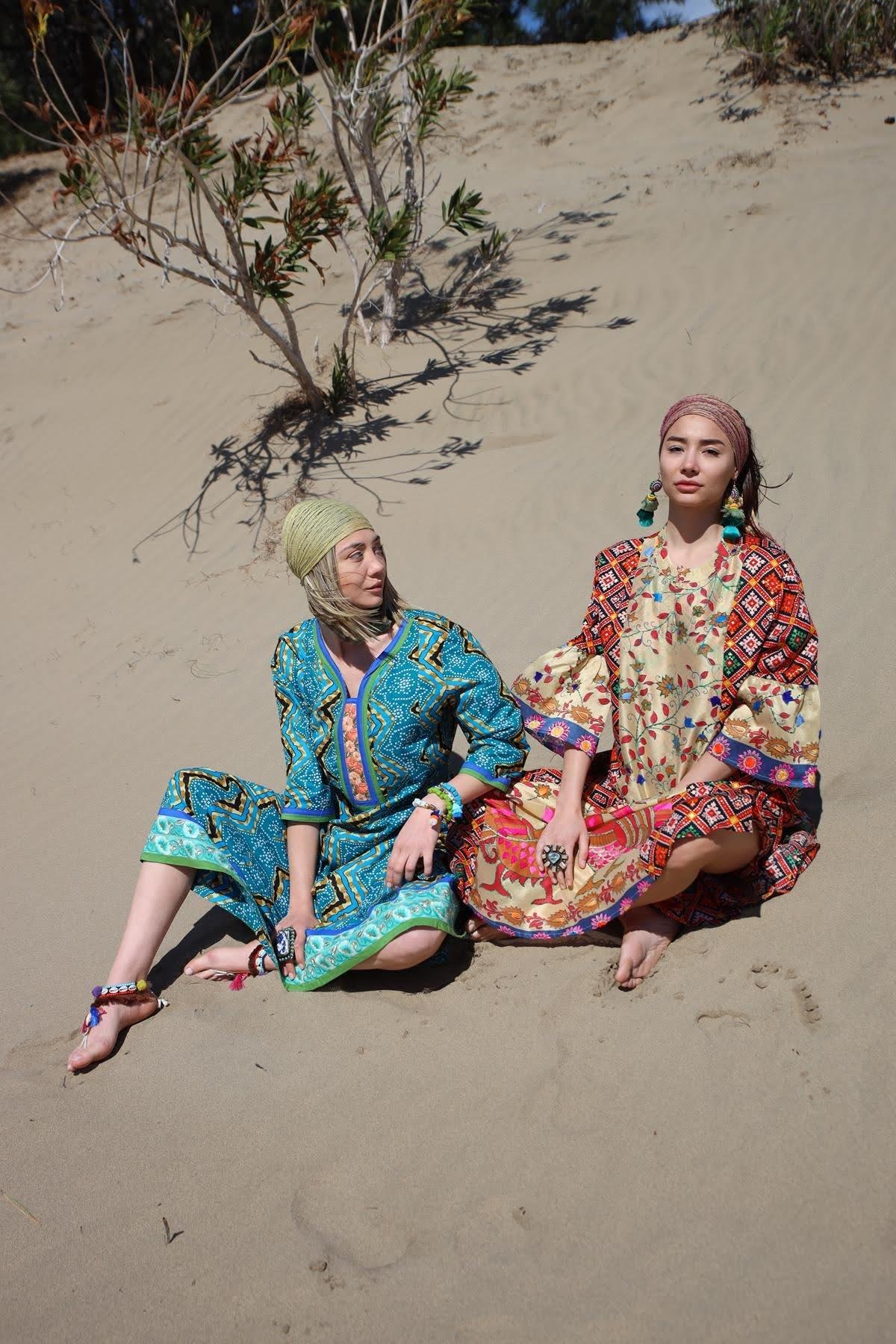 Kırmızı Etnik Desenli İşlemeli İspanyol Kol Elbise - Şaman Butik Kırmızı Etnik Desenli İşlemeli İspanyol Kol Elbise