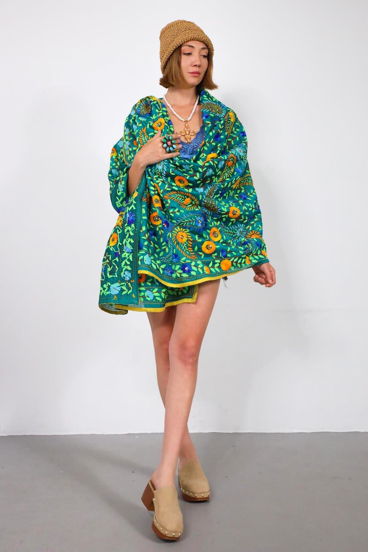 Zümrüt Yeşili İşlemeli Bohem Şal - Şaman Butik Zümrüt Yeşili İşlemeli Bohem Şal