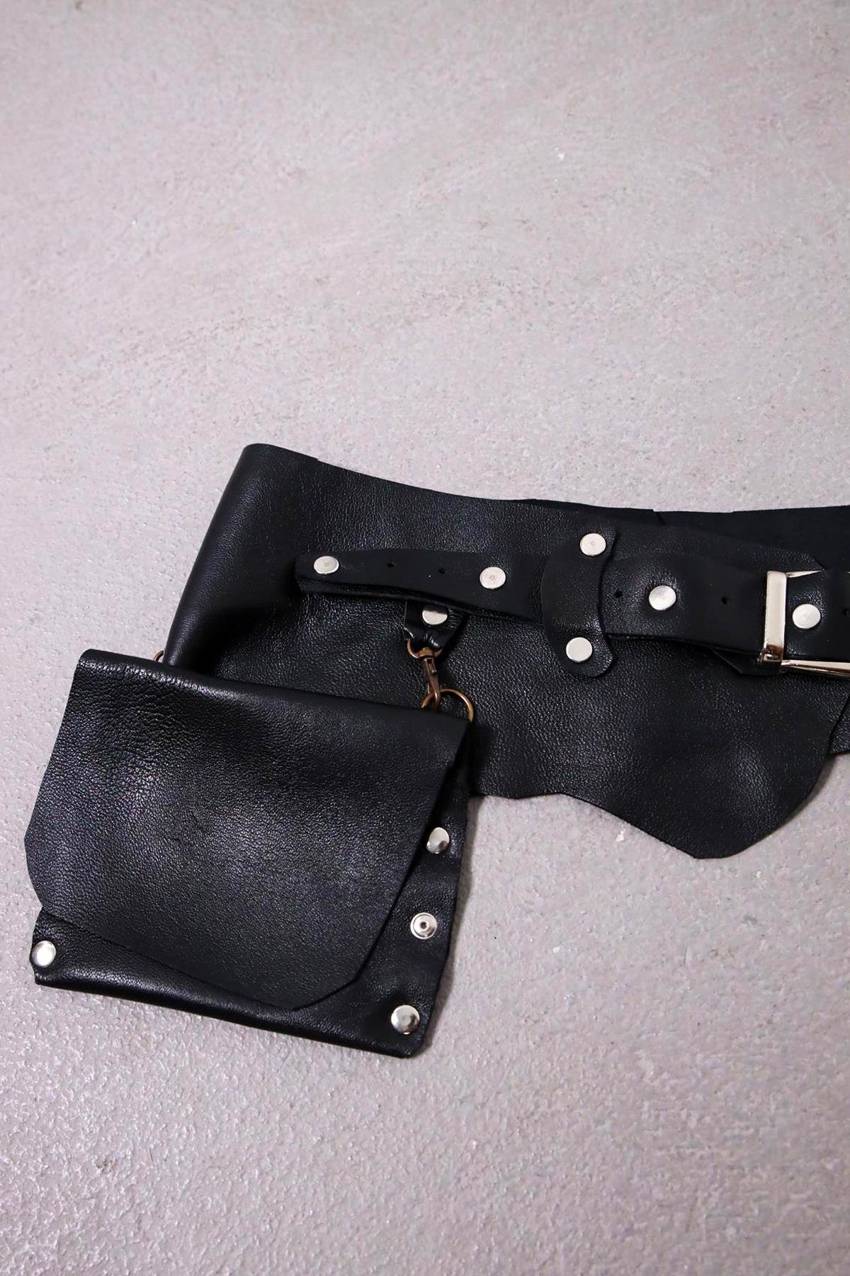 Siyah Cepli Deri Kemer - Şaman Butik Siyah Cepli Deri Kemer