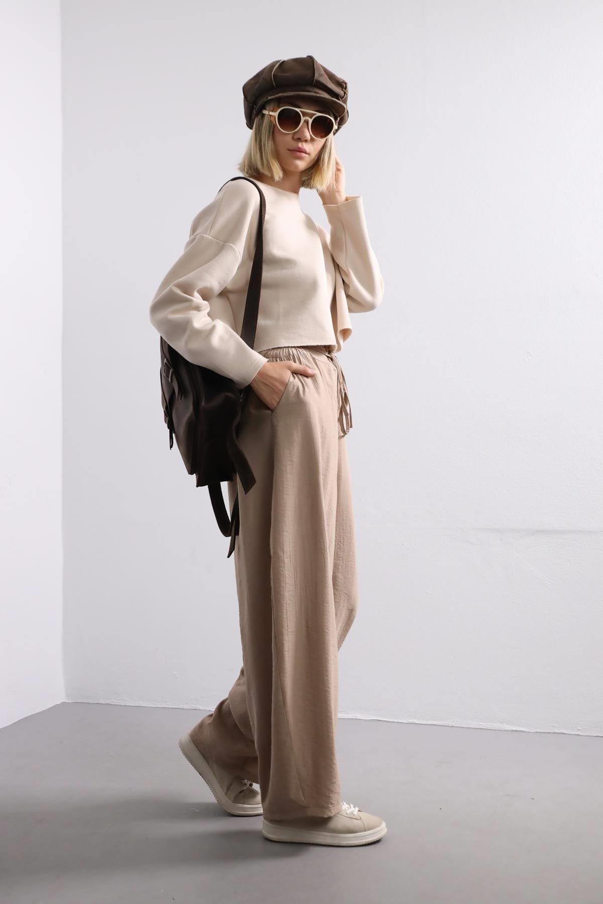  Taş Rengi Salaş Crop Sweat