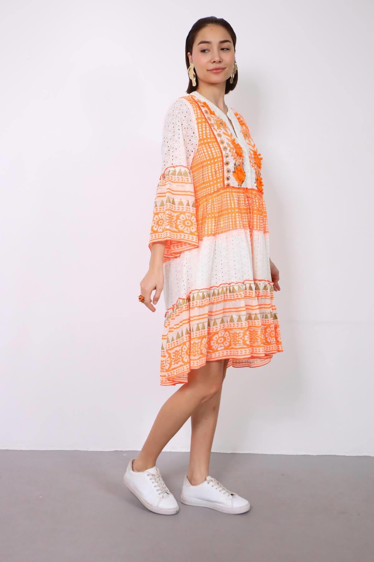 Turuncu İşlemeli Desenli Beli Büzgülü Fisto Elbise - Şaman Butik Turuncu İşlemeli Desenli Beli Büzgülü Fisto Elbise