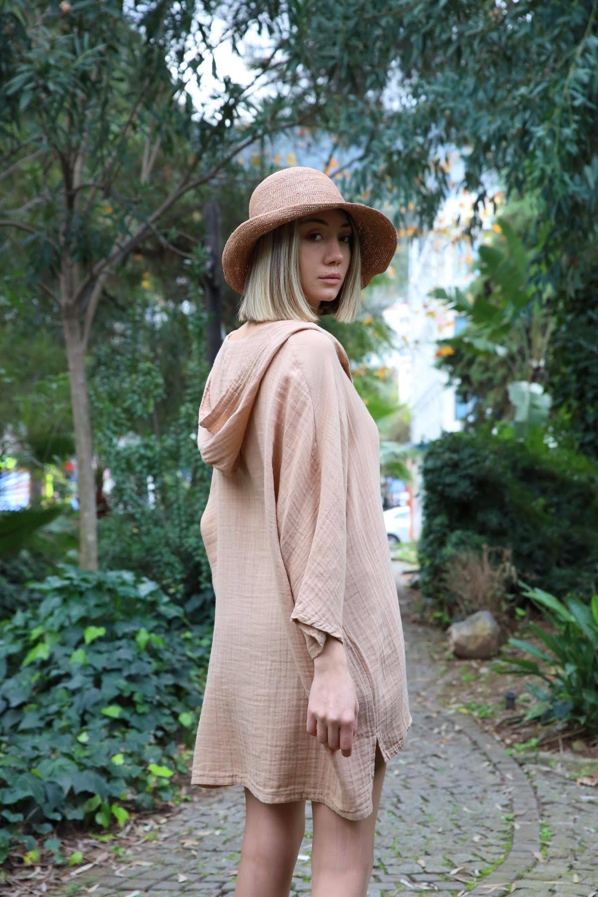  Sütlü Kahve Kapüşonlu Yarasa Kol Gömlek