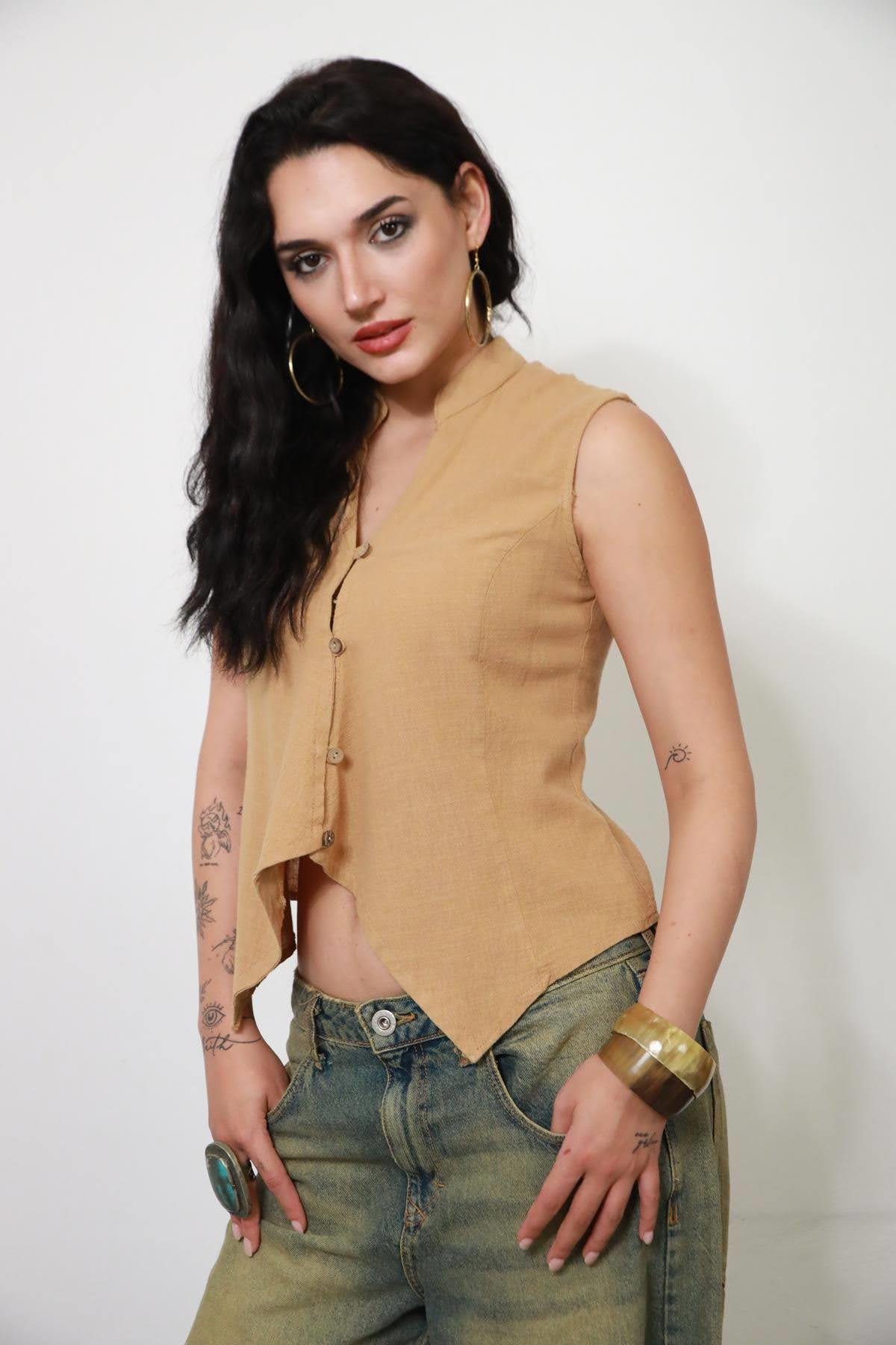 Camel Rengi Dikişli Keten Yelek