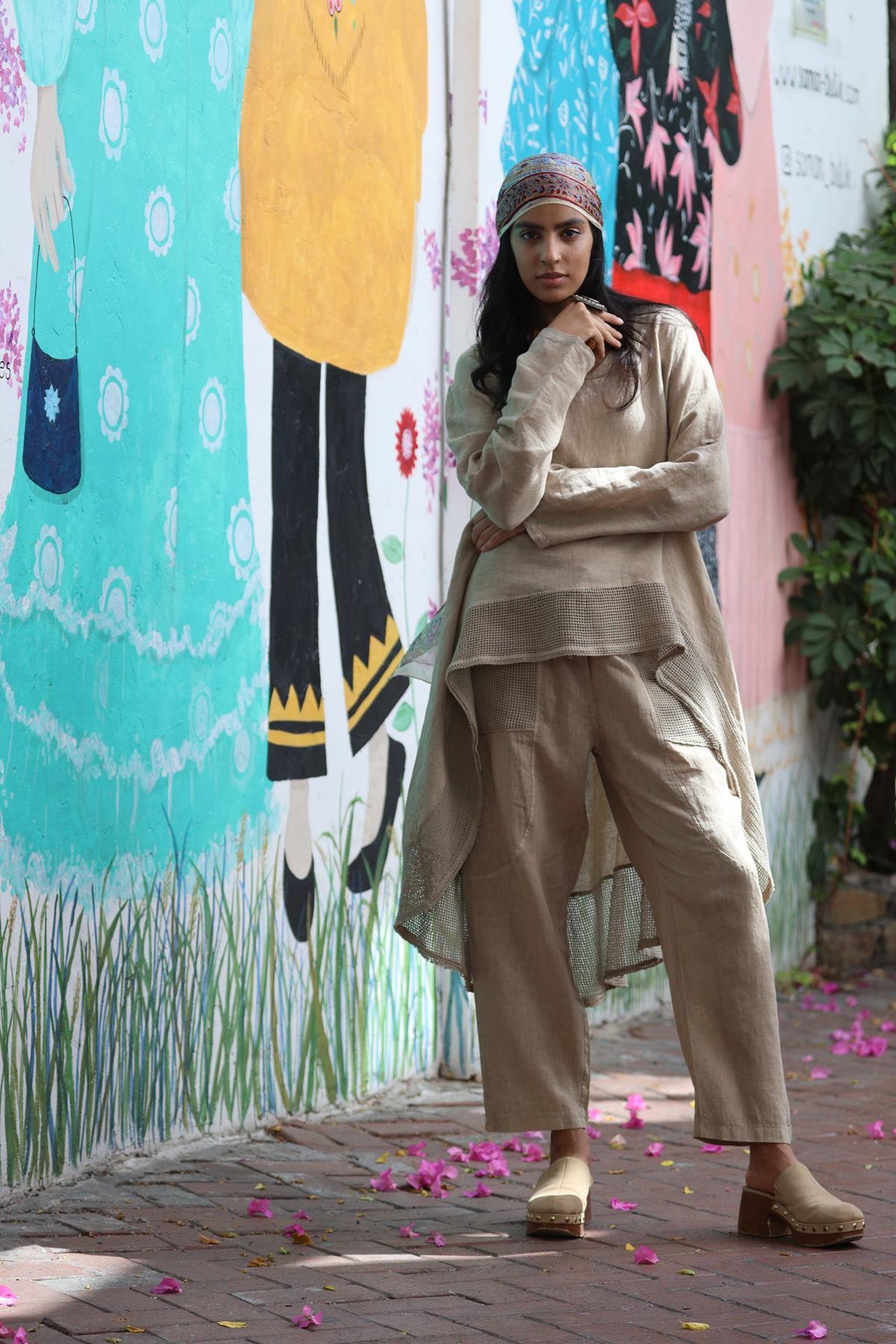 Camel Rengi File Detaylı Keten Arkası Uzun Bluz ve Pantolon Takım