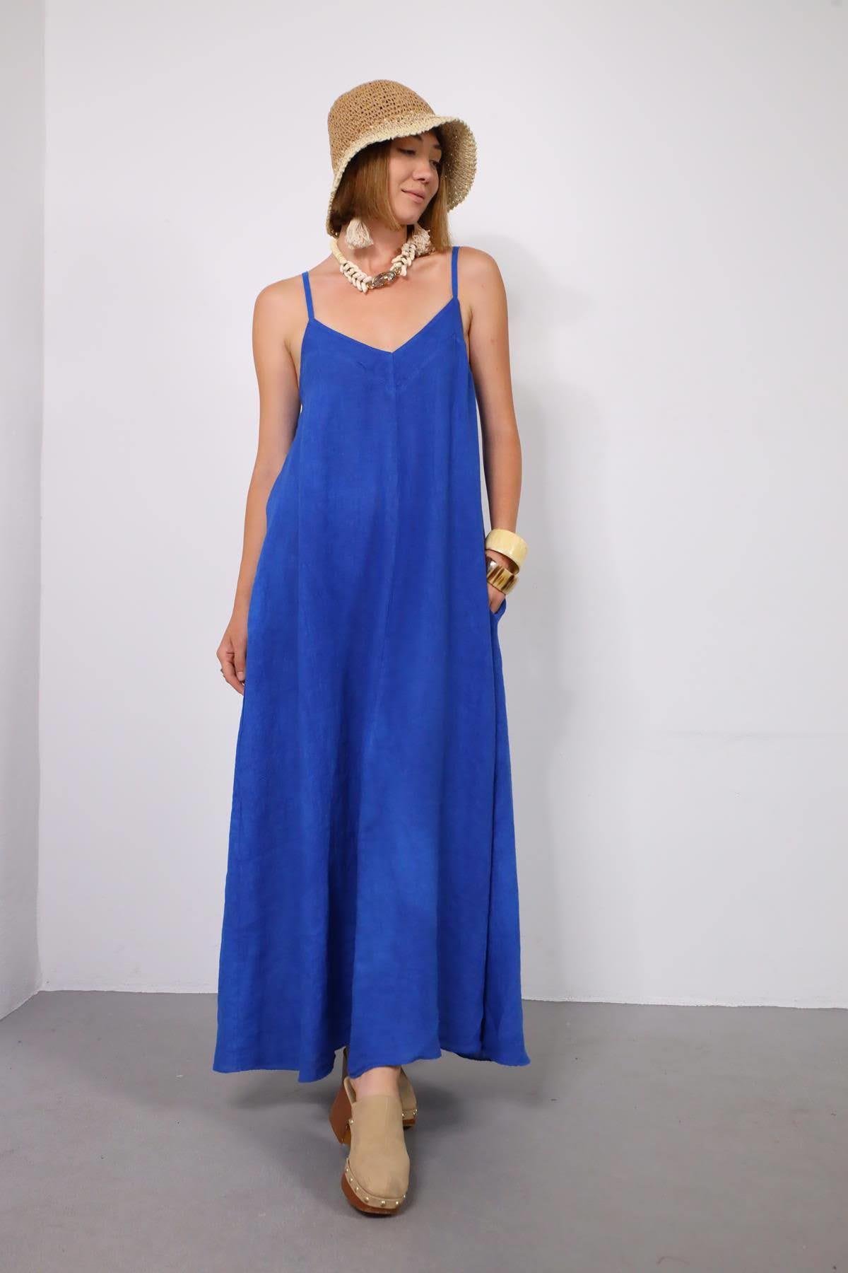 Saks Mavisi Sırtı Gipeli Ayarlanabilir Askılı Keten Elbise - Şaman Butik Saks Mavisi Sırtı Gipeli Ayarlanabilir Askılı Keten Elbise