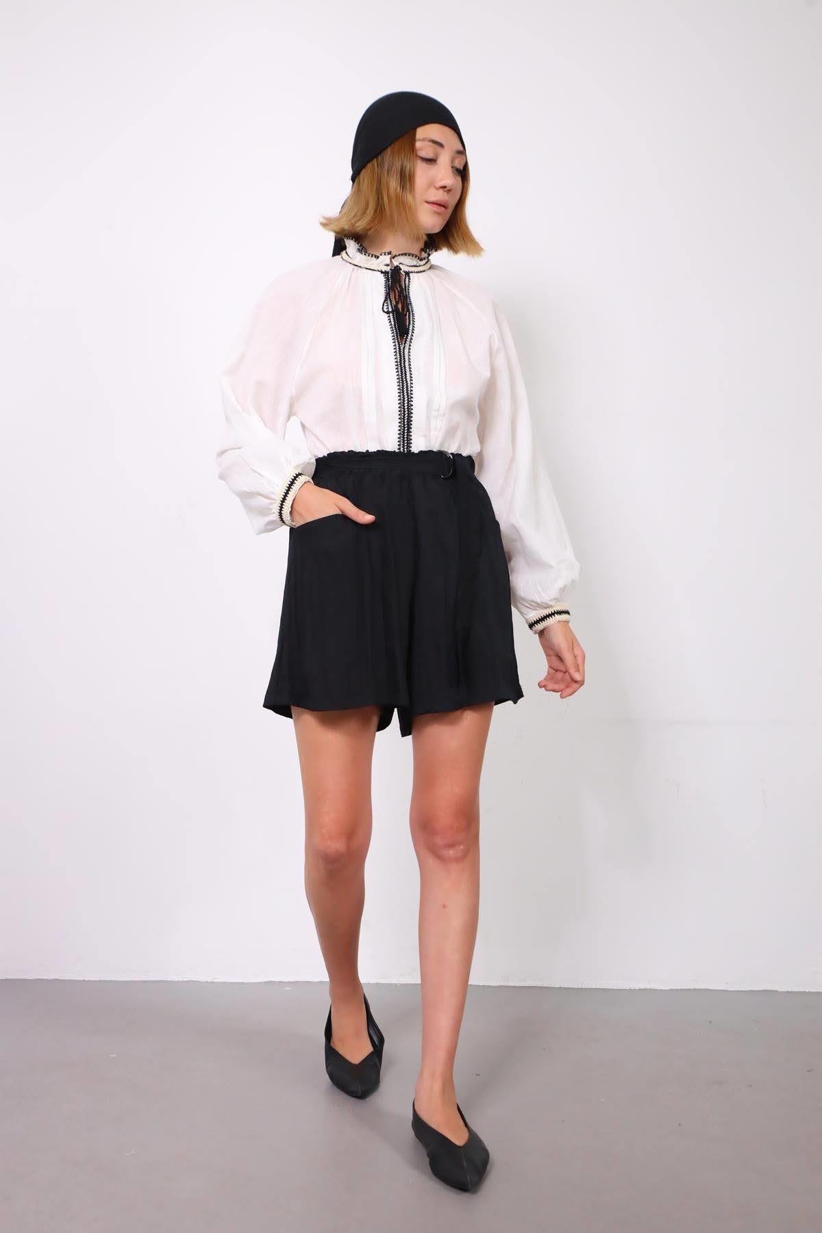  Siyah Kendinden Kemerli Büyük Cepli Şort