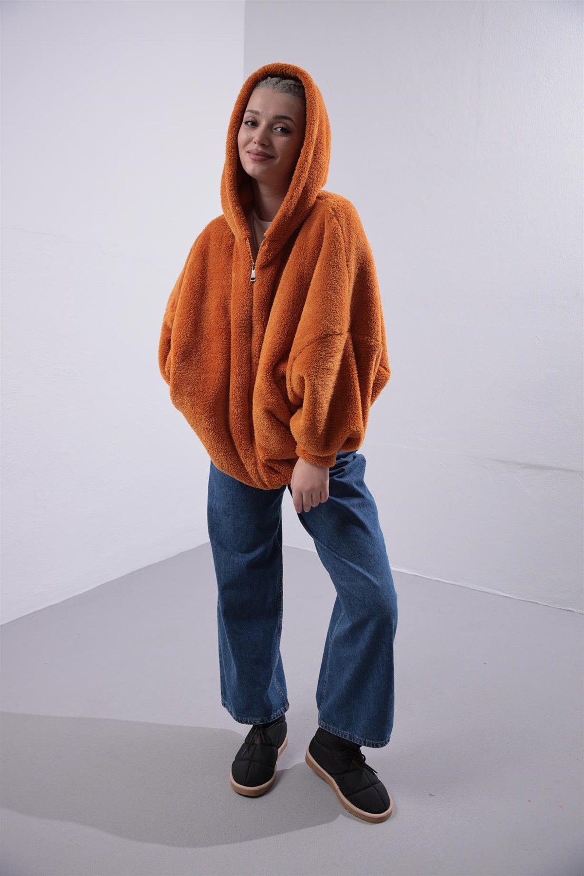Turuncu Kapüşonlu Peluş Ceket - Şaman Butik Turuncu Kapüşonlu Peluş Ceket