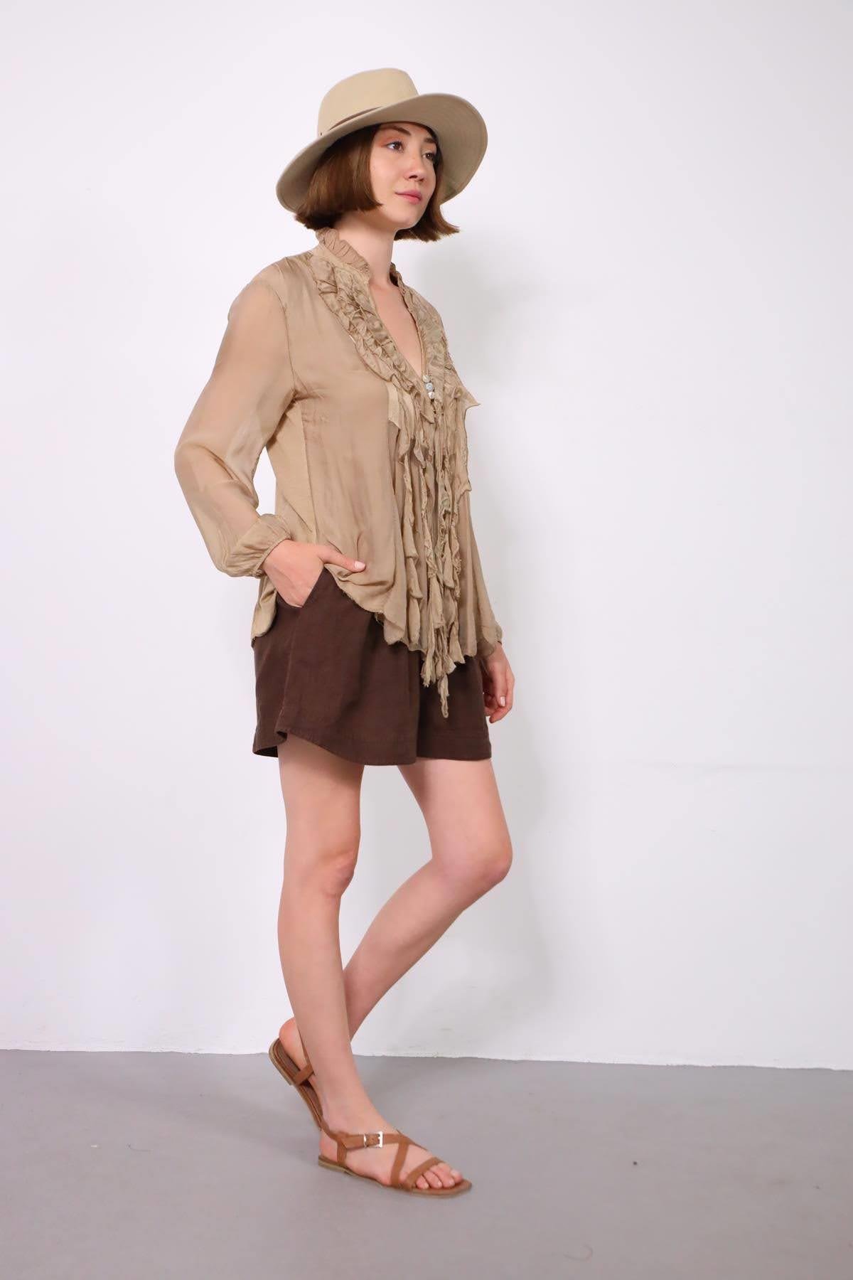  Sütlü Kahverengi İpek Fırfırlı Bluz