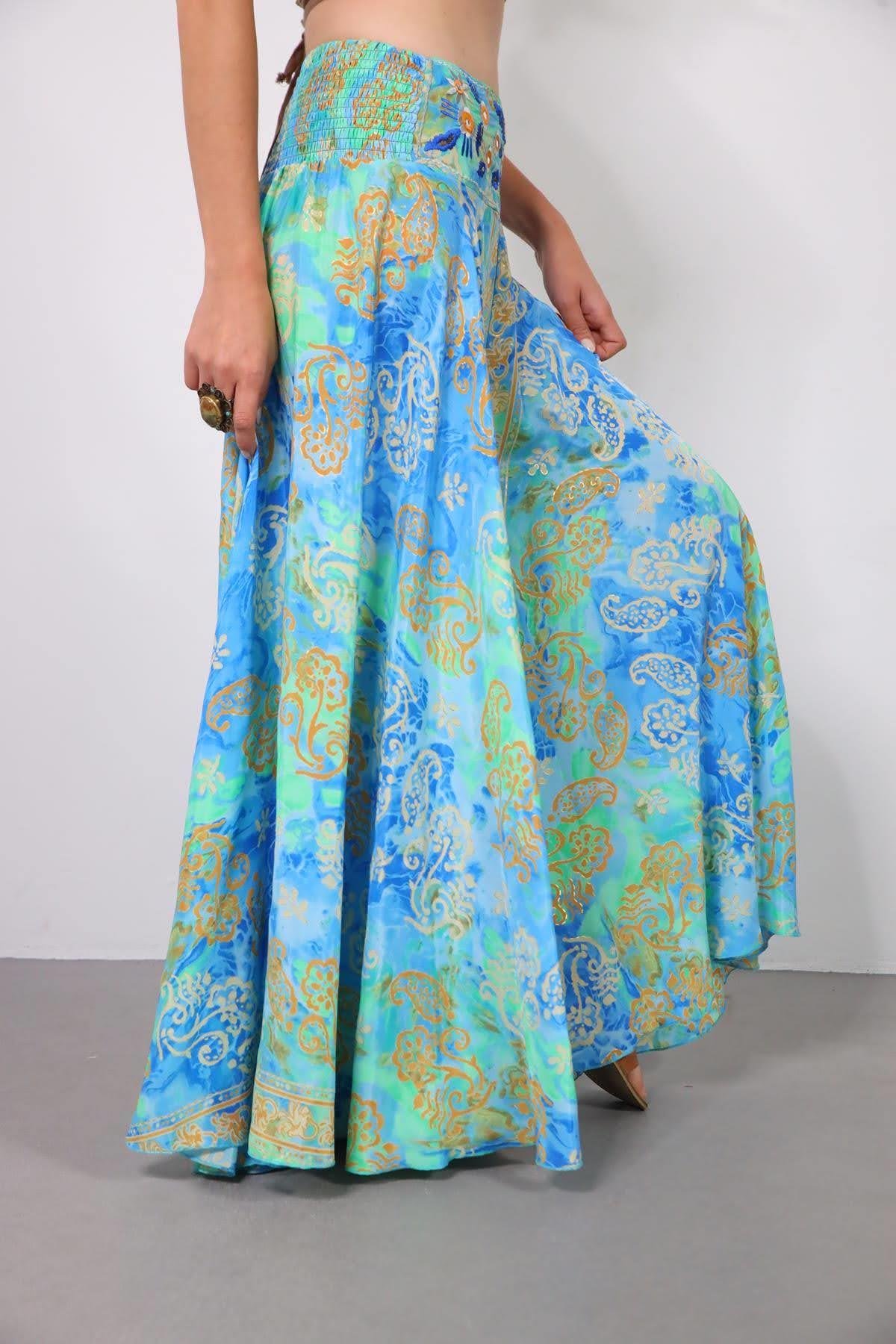 Turkuaz Beli Gipeli Nakışlı İpek Pantolon Etek - Şaman Butik Turkuaz Beli Gipeli Nakışlı İpek Pantolon Etek