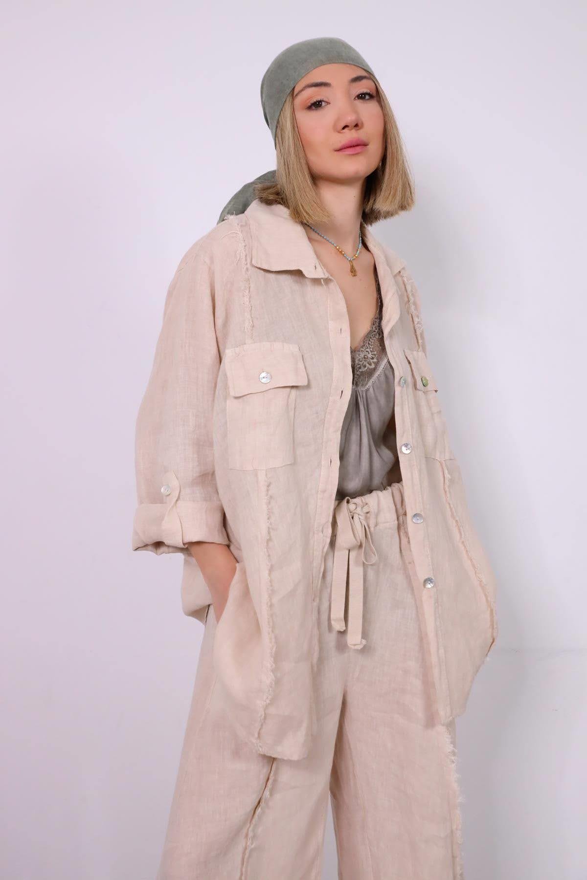 Krem Rengi Yırtmaç Detaylı Saçaklı Keten Takım - Şaman Butik Krem Rengi Yırtmaç Detaylı Saçaklı Keten Takım