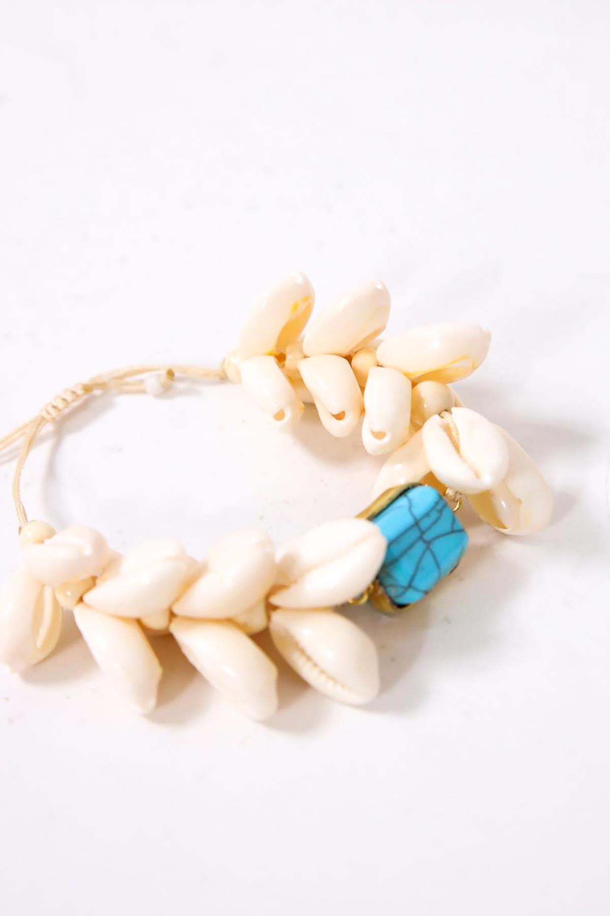 Turkuaz Taş Detaylı Deniz Kabuğu Bileklik - Şaman Butik Turkuaz Taş Detaylı Deniz Kabuğu Bileklik